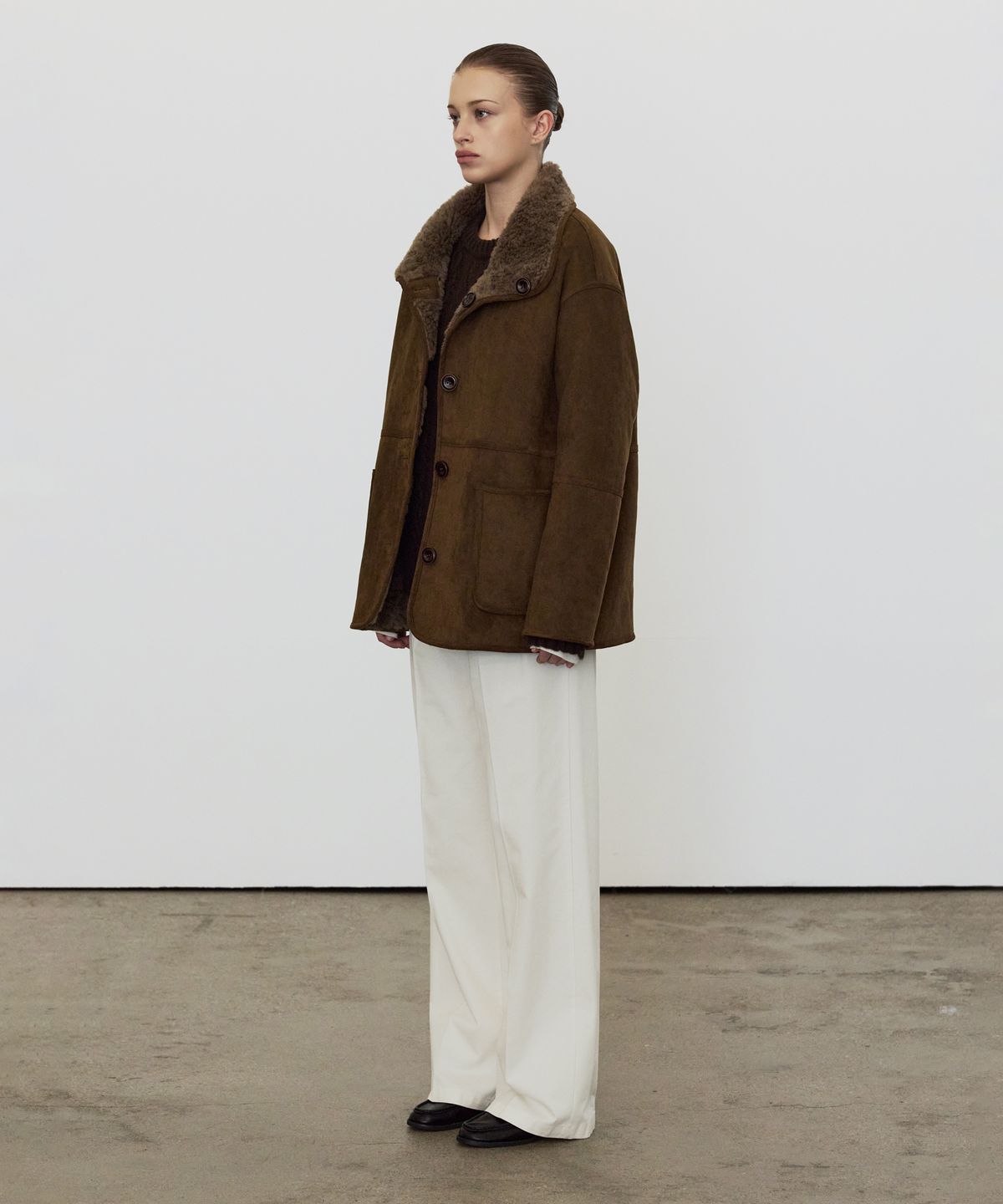 엘리오티(ELLIOTI) Lucia Wool Suede Half Coat_2Color