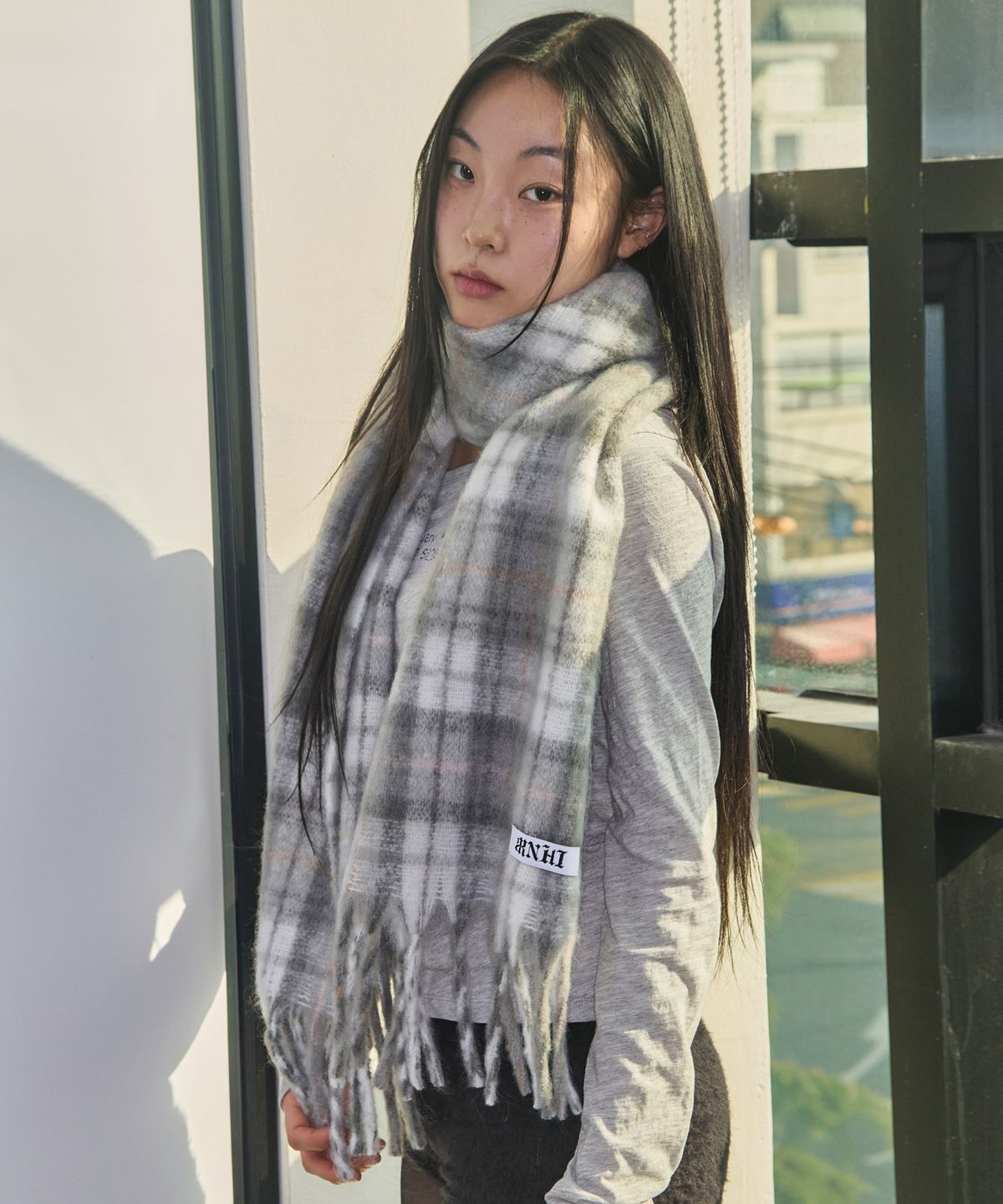 러닝하이(RUNNINGHIGH) 빅 체크 머플러 [그레이]