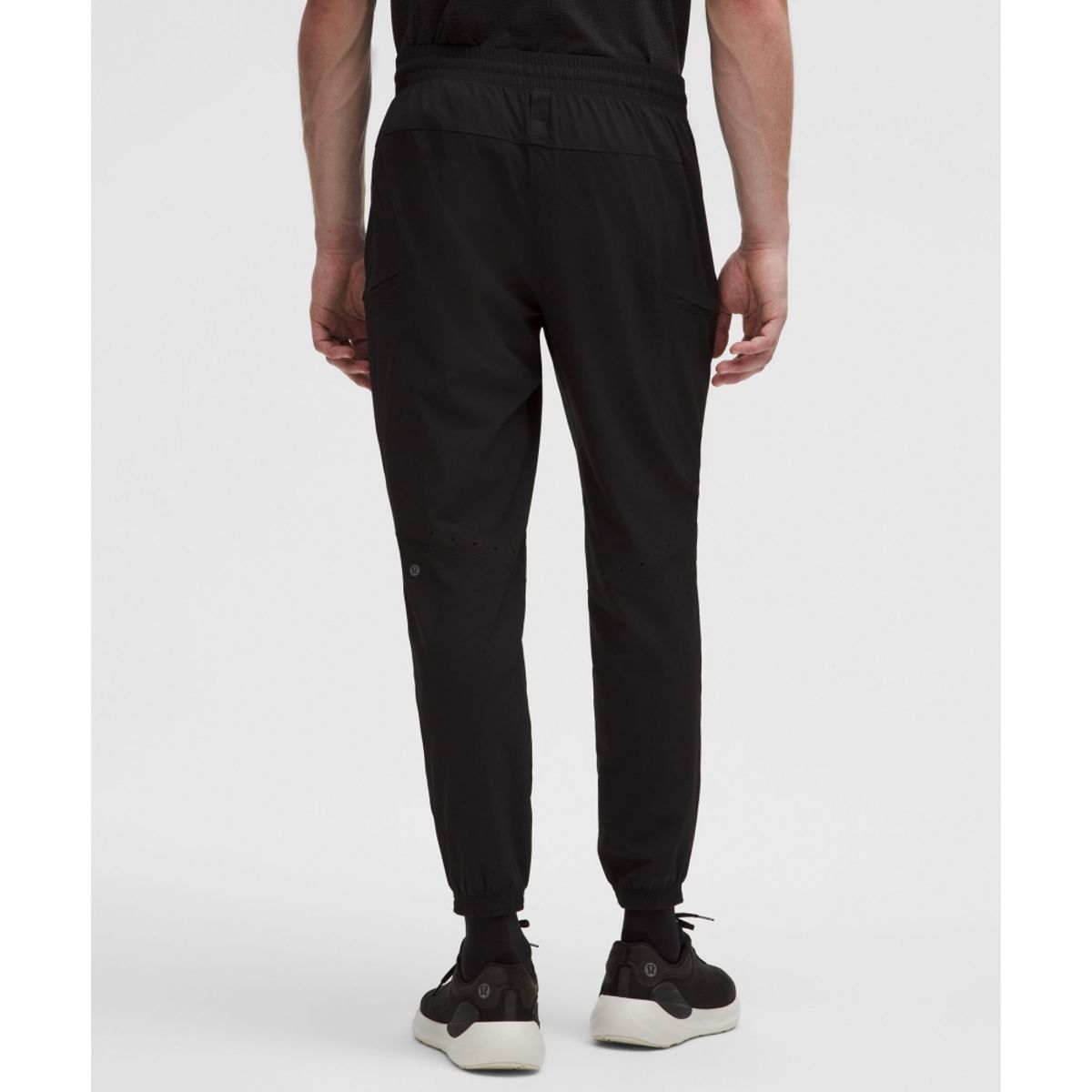 룰루레몬(LULULEMON) 라이선스 투 트레인 카고 조거  BLK