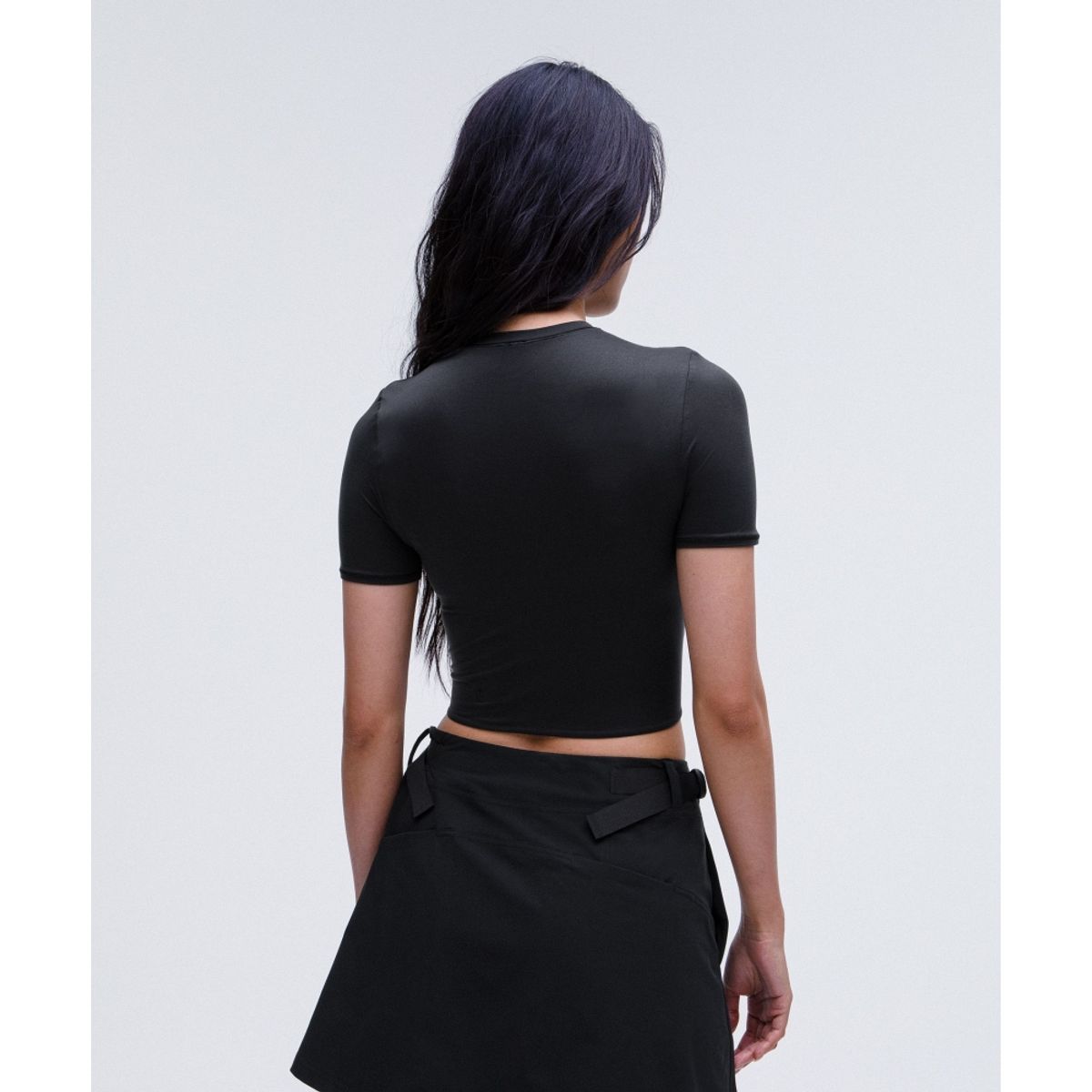 룰루레몬(LULULEMON) 원더모스트 Ultra Soft Nulu 크루넥 크롭 티셔츠  BLK