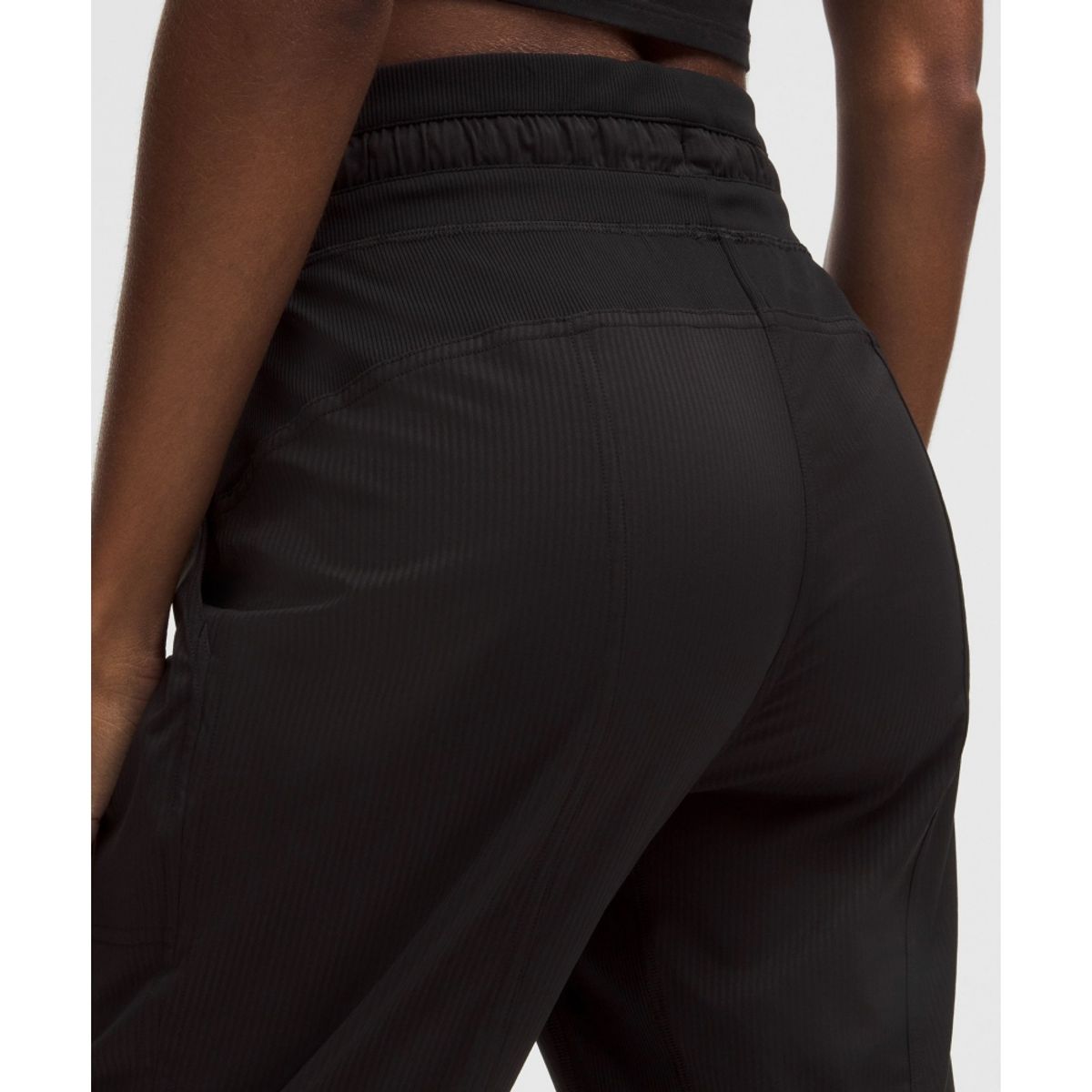 룰루레몬(LULULEMON) 댄스 스튜디오 미드라이즈 크롭 팬츠  BLK