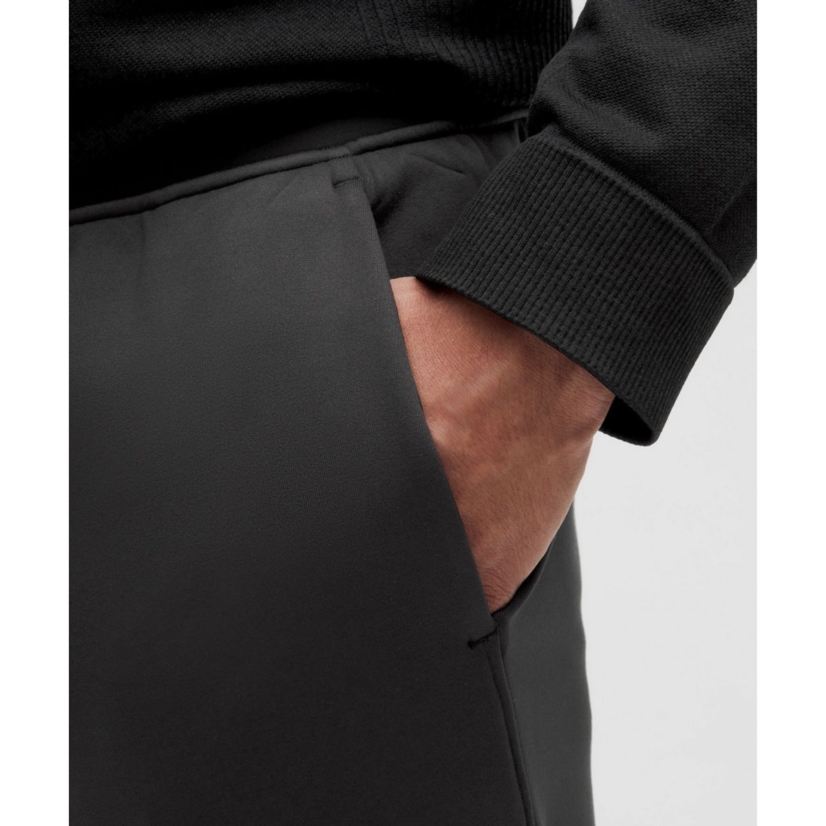룰루레몬(LULULEMON) 제로드 인 슬림 핏 플리스 팬츠  BLK