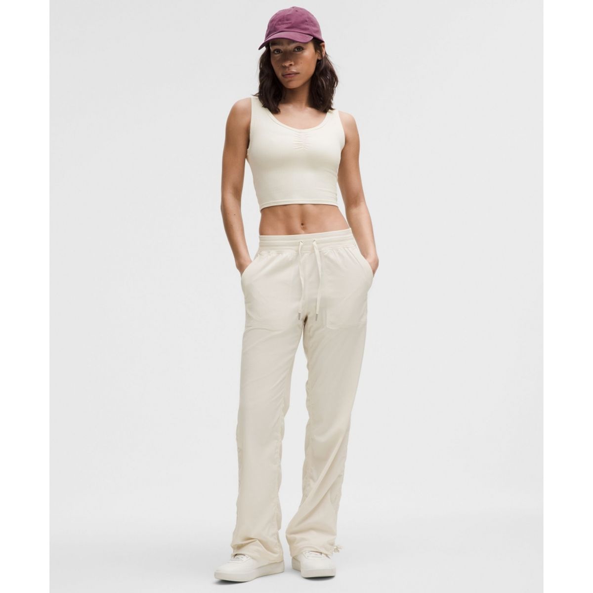 룰루레몬(LULULEMON) 댄스 스튜디오 릴랙스 핏 미드라이즈 팬츠  LTIV