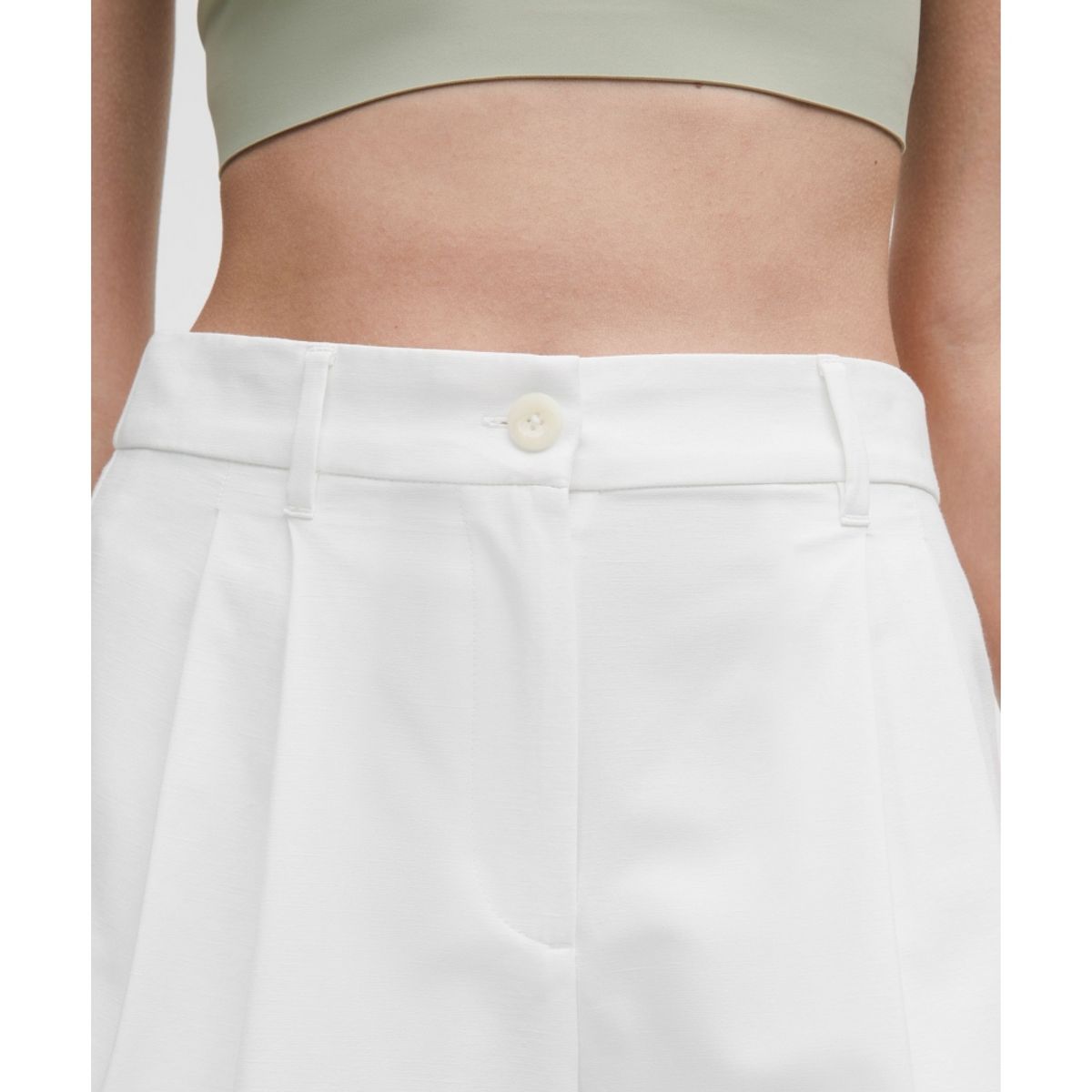 룰루레몬(LULULEMON) LuluLinen 하이라이즈 쇼츠 6inch  WHT