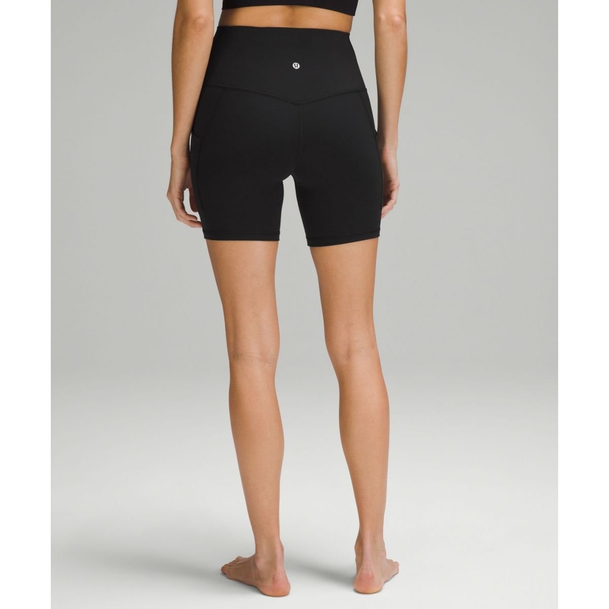 룰루레몬(LULULEMON) Align™ 하이라이즈 쇼츠 위드 포켓 6inch  BLK