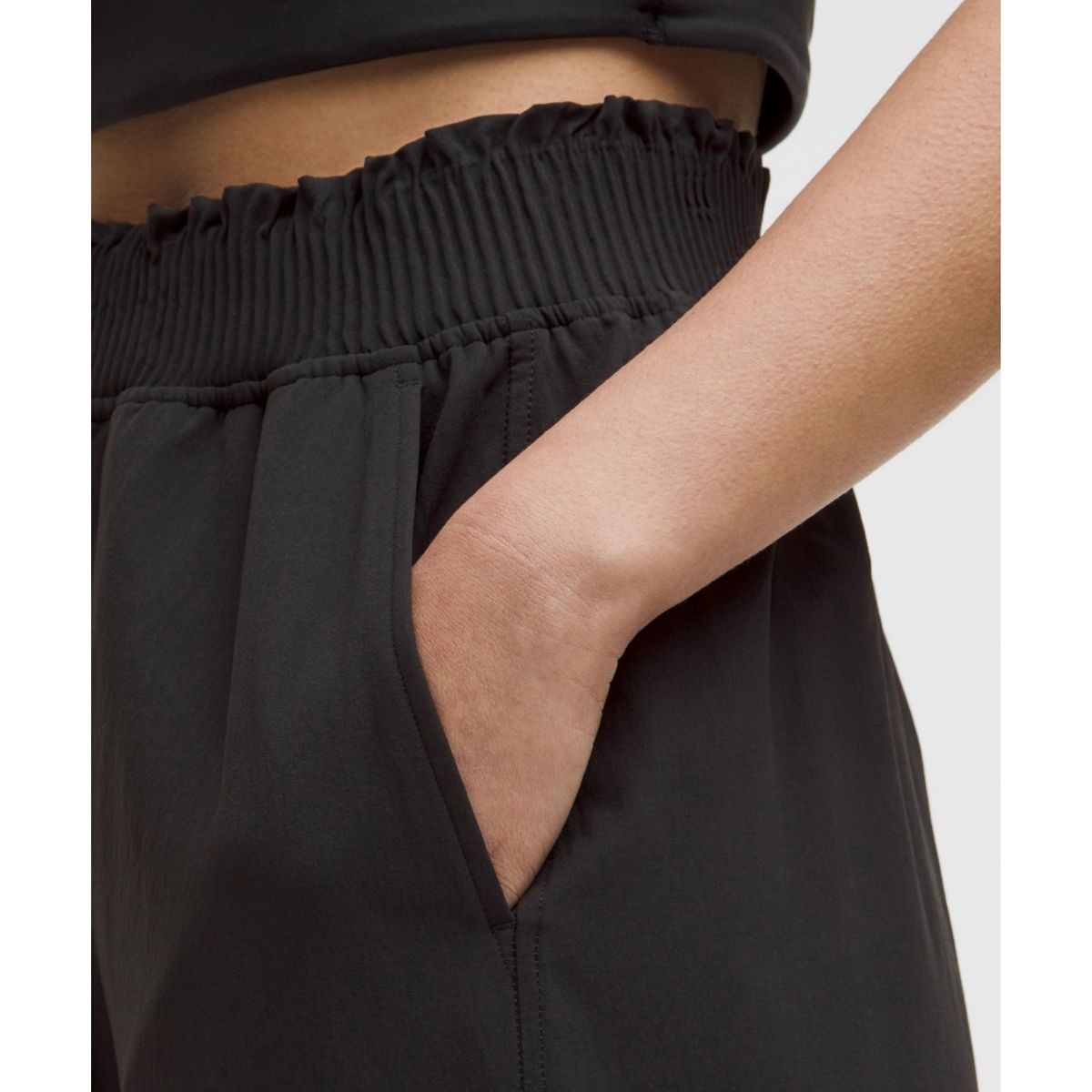 룰루레몬(LULULEMON) 스트레치 우븐 러플 웨이스트 와이드 레그 팬츠  BLK