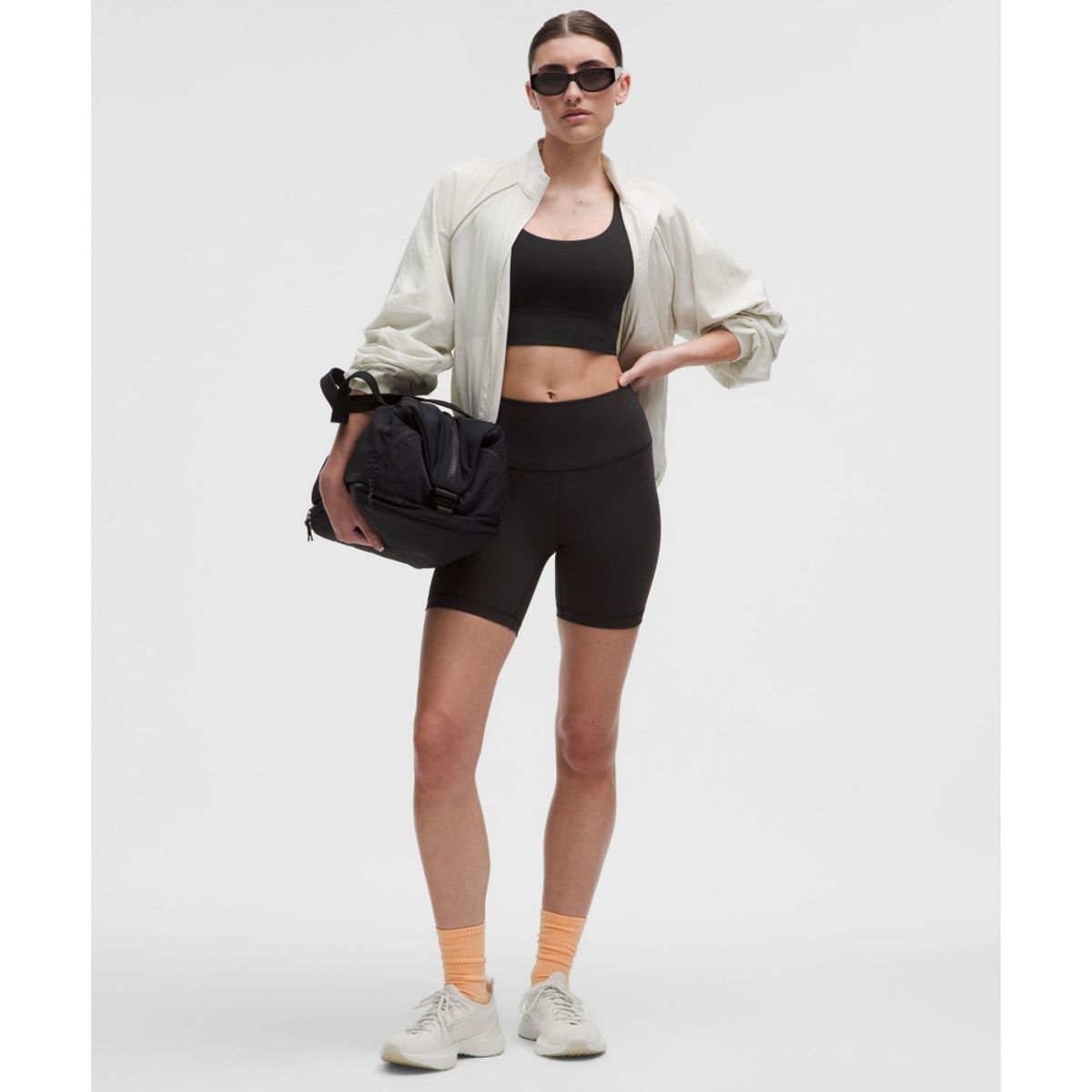 룰루레몬(LULULEMON) 원더 트레인 하이라이즈 쇼츠 6inch  BLK