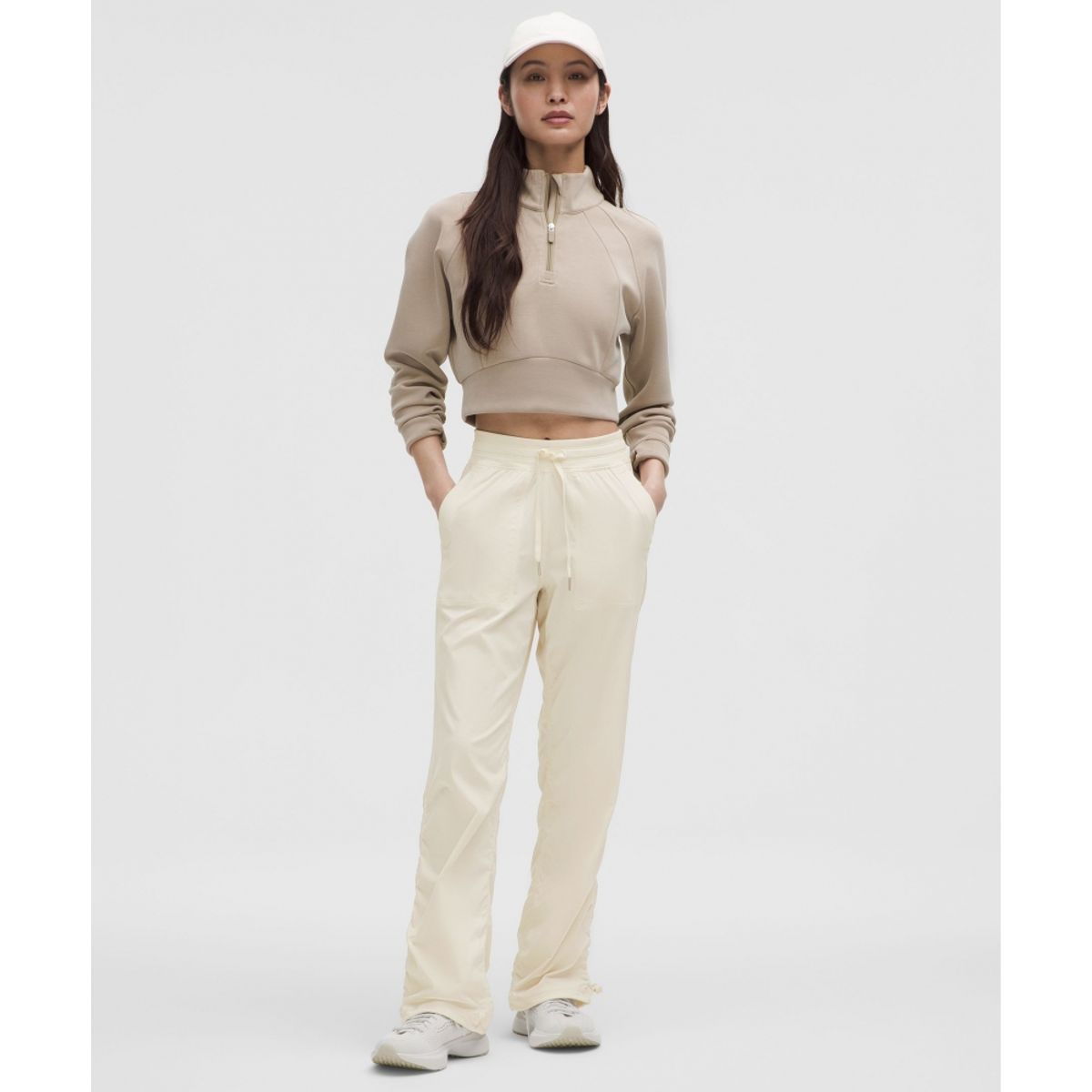 룰루레몬(LULULEMON) 댄스 스튜디오 릴랙스 핏 미드라이즈 팬츠 *아시아 핏  LTIV