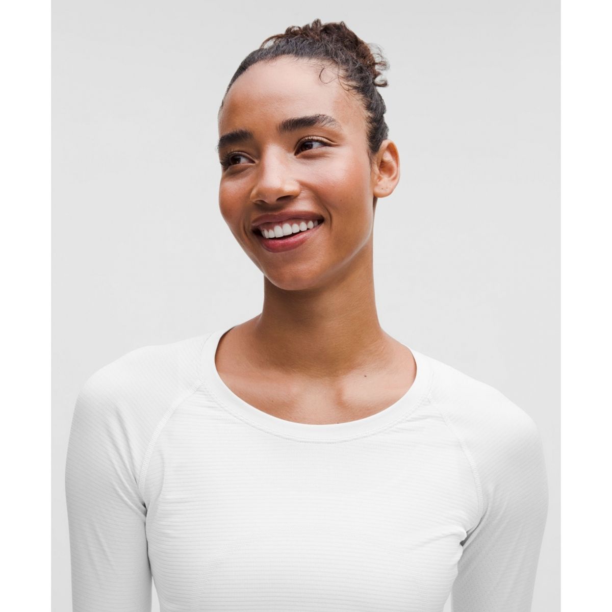 룰루레몬(LULULEMON) 스위프틀리 테크 롱슬리브 셔츠 2.0 *힙 렝스  WHWH