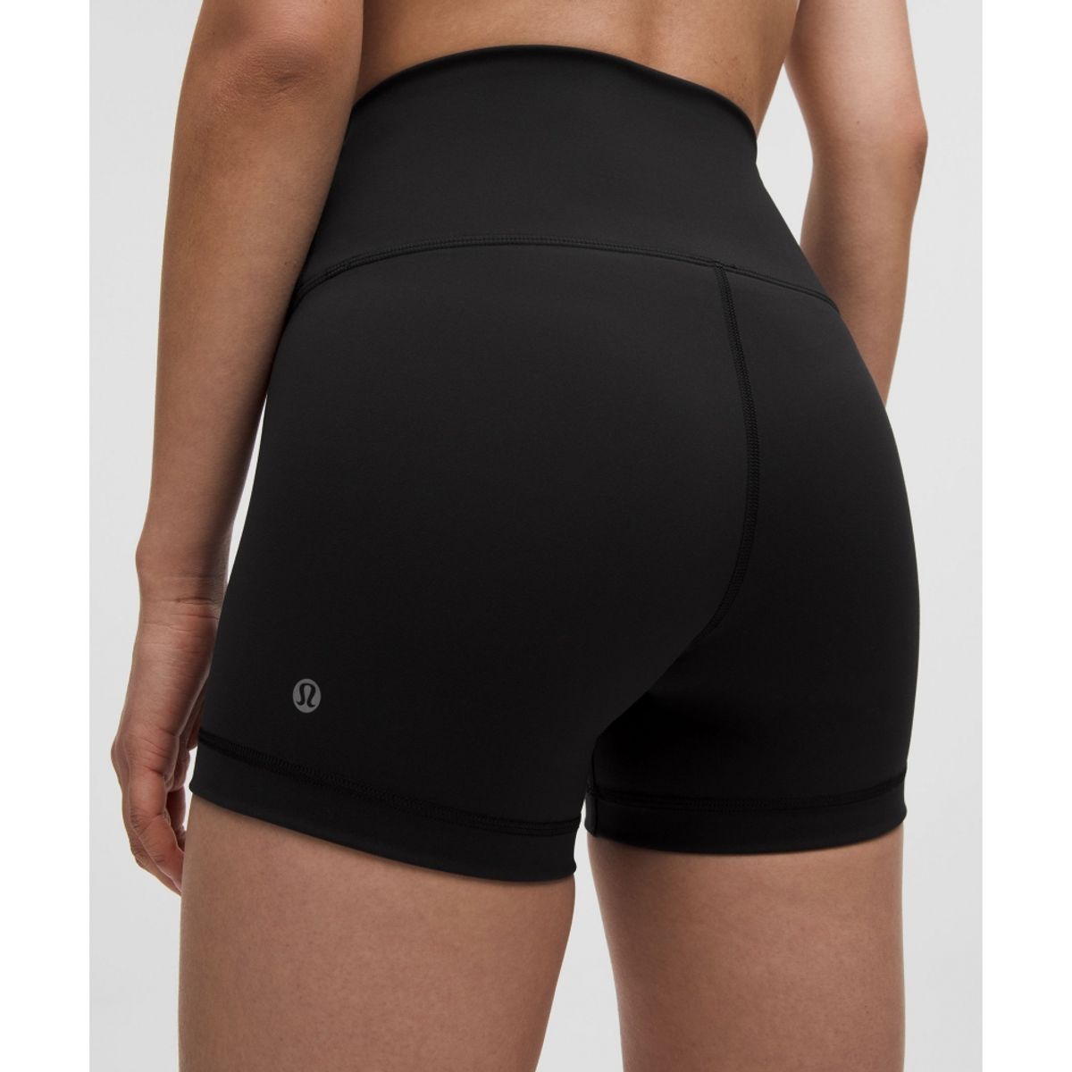룰루레몬(LULULEMON) 원더 트레인 하이라이즈 쇼츠 4inch  BLK