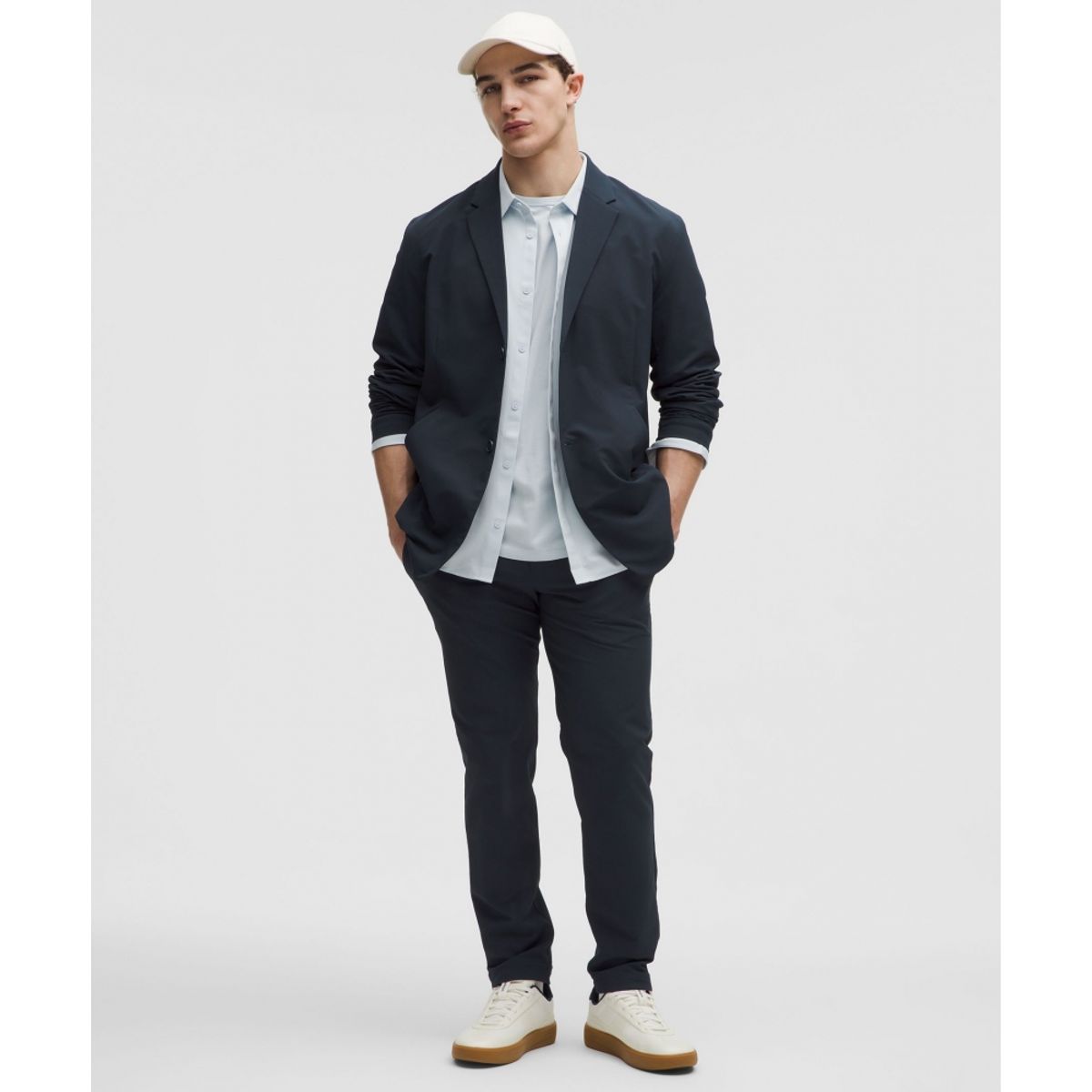 룰루레몬(LULULEMON) 뉴 벤처 버튼 프런트 블레이저  TRNV