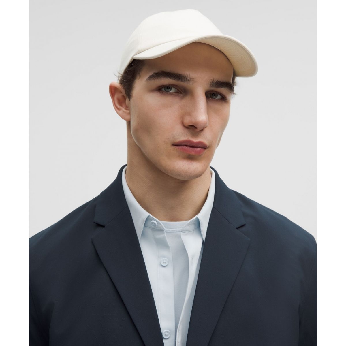 룰루레몬(LULULEMON) 뉴 벤처 버튼 프런트 블레이저  TRNV