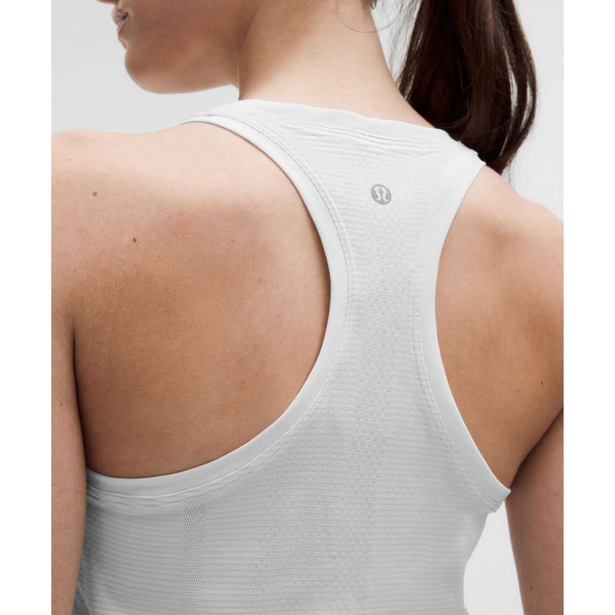룰루레몬(LULULEMON) 스위프틀리 테크 레이서백 탱크탑 2.0 *힙 렝스  WHWH