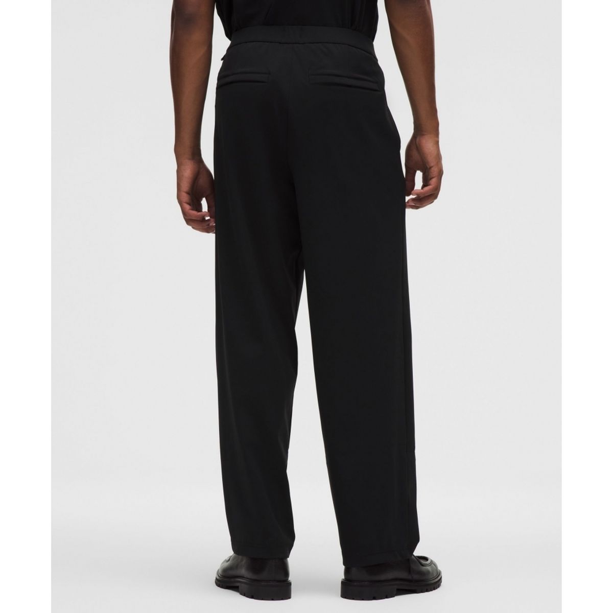 룰루레몬(LULULEMON) 멘즈 데이드리프트 릴랙스 핏 플리티드 트라우저 레귤러 *노 벨트 루프