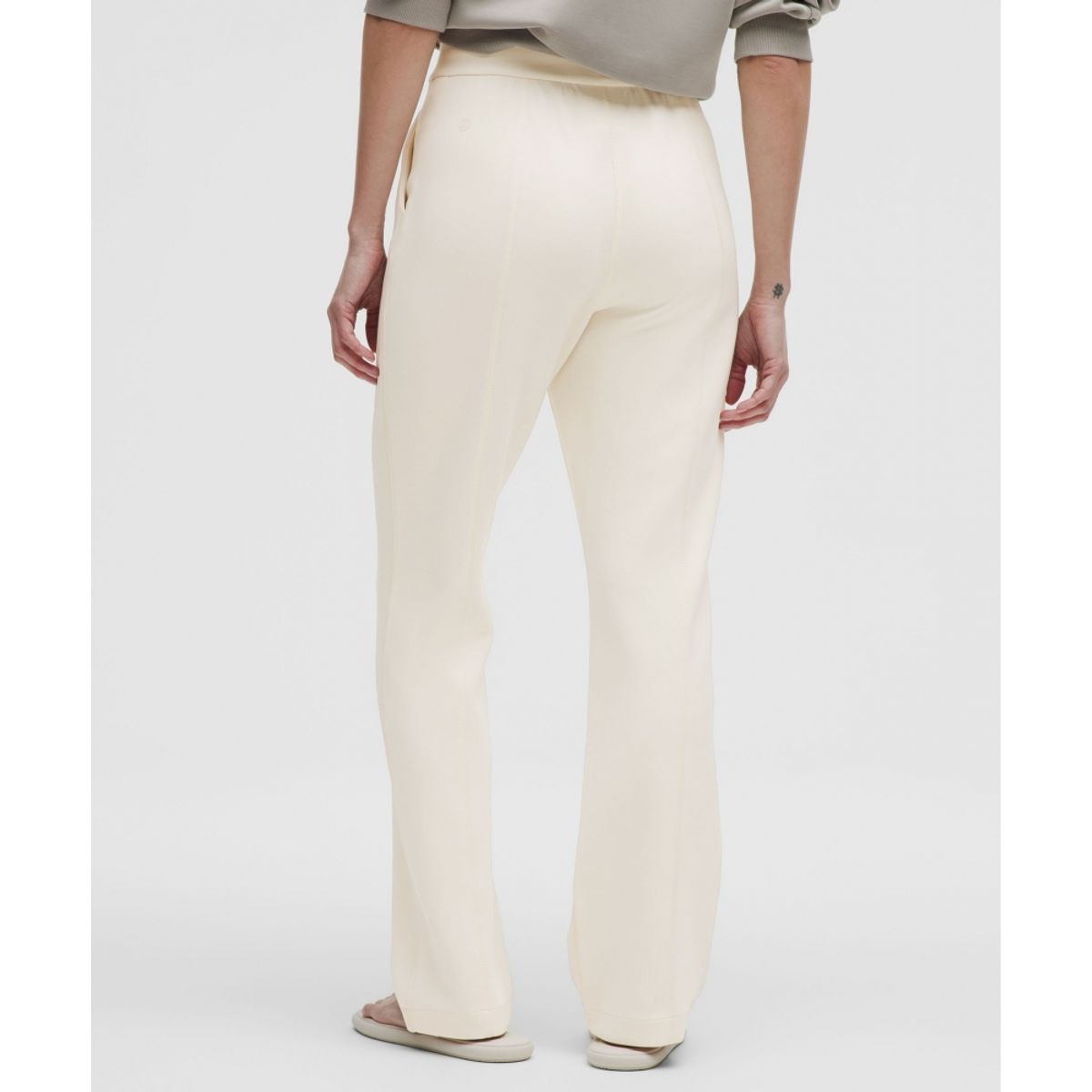 룰루레몬(LULULEMON) Softstreme 하이라이즈 스트레이트 레그 팬츠 *아시아 핏