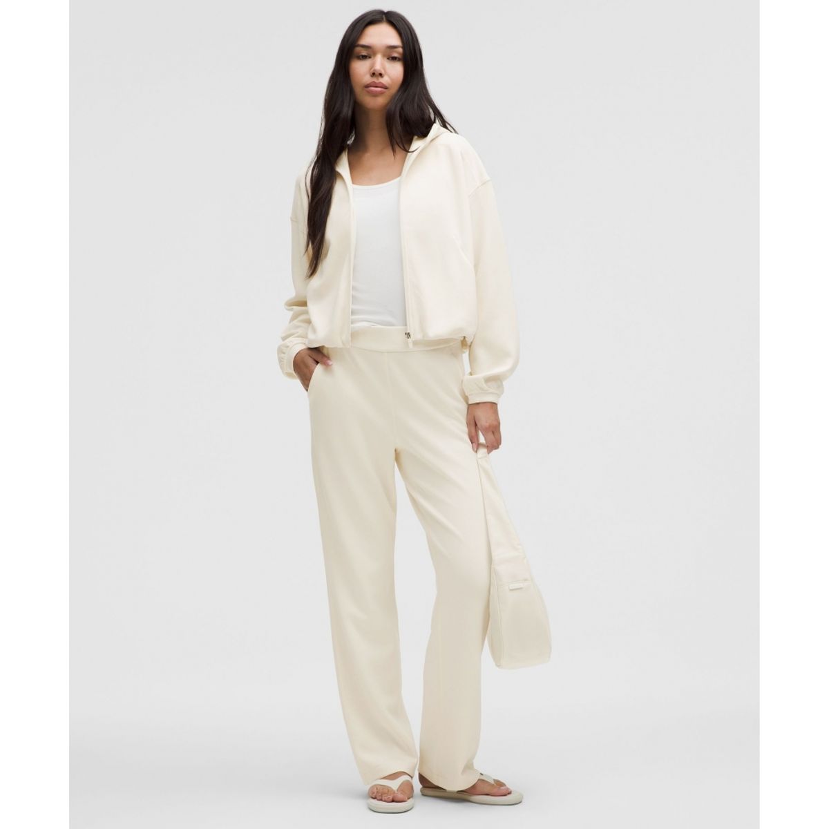 룰루레몬(LULULEMON) Softstreme 하이라이즈 스트레이트 레그 팬츠 *레귤러  LTIV