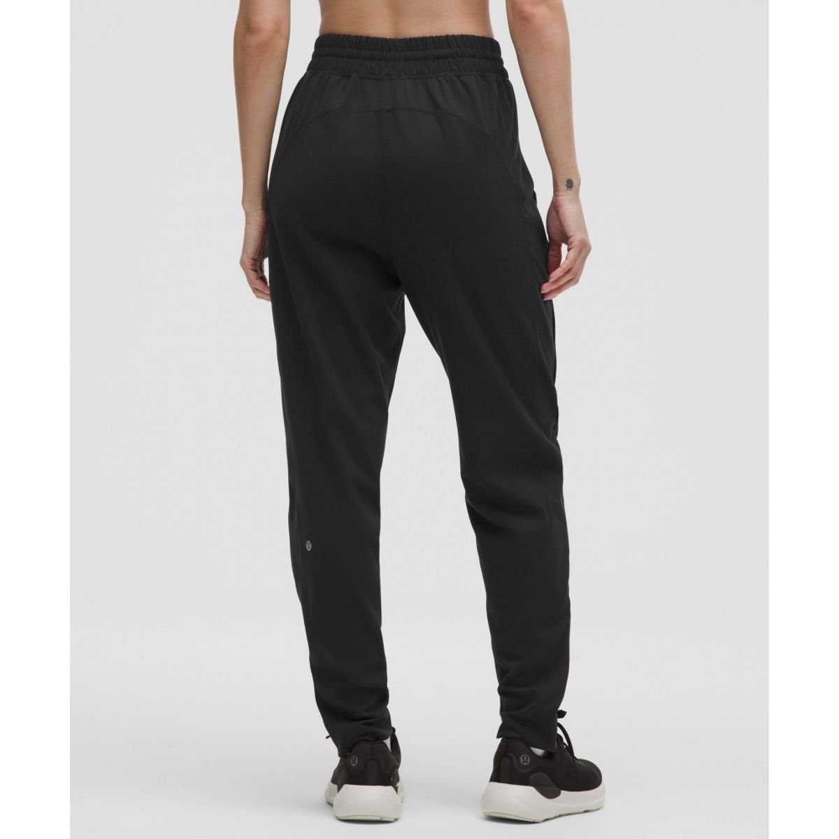 룰루레몬(LULULEMON) Everlux 하이라이즈 집 레그 트랙 팬츠 *아시아 핏  BLK