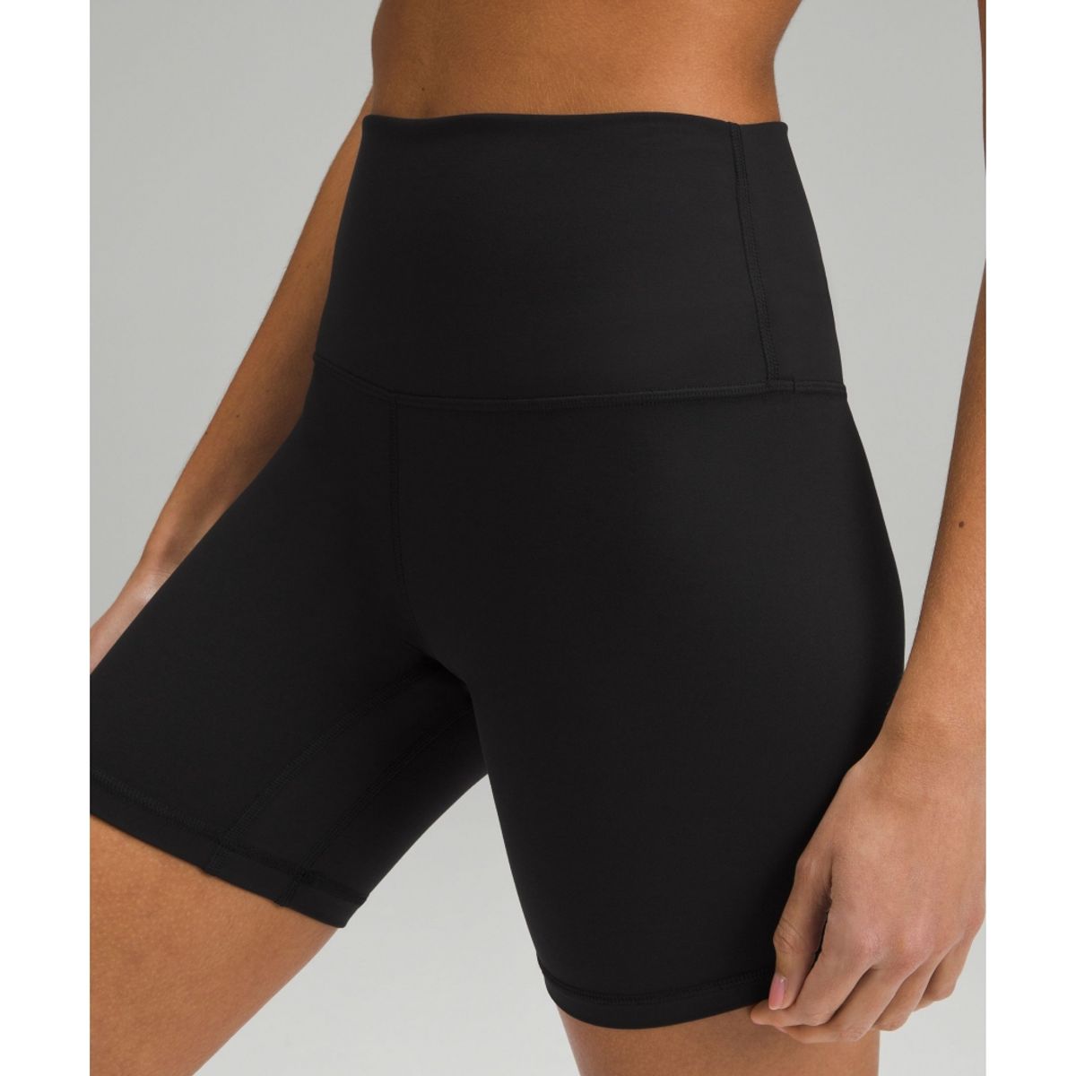 룰루레몬(LULULEMON) Align™ 하이라이즈 쇼츠 6inch  BLK