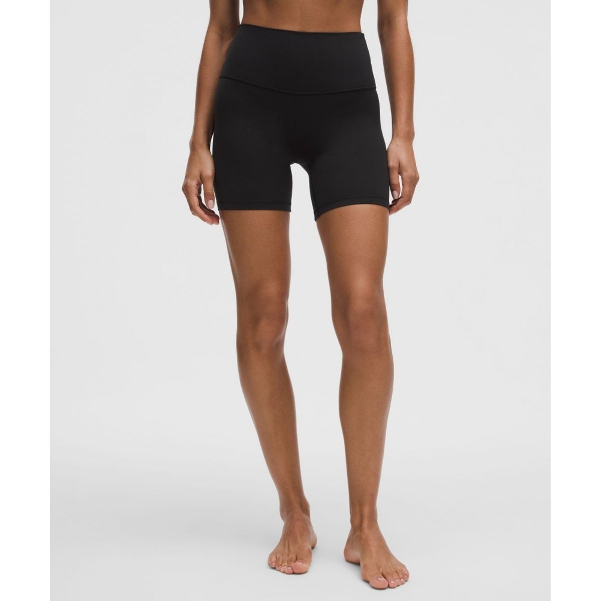 룰루레몬(LULULEMON) Align No Line™ 하이라이즈 쇼츠 6inch  BLK
