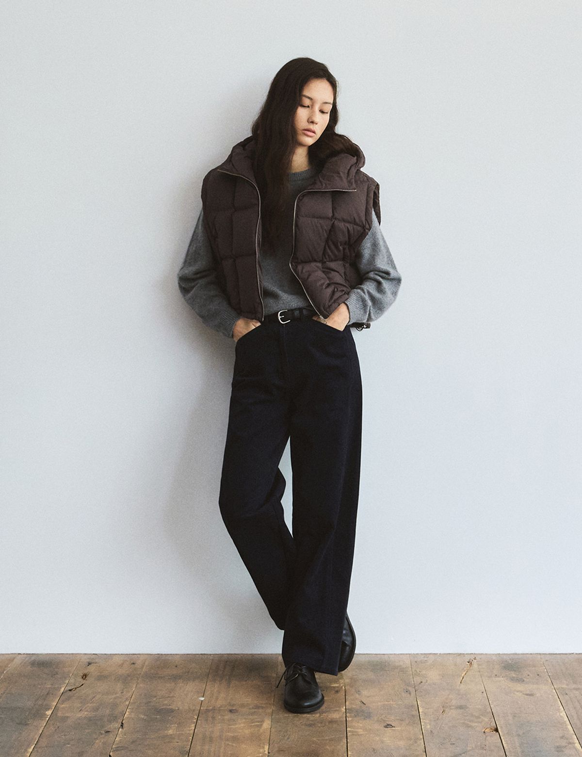 더엘로(THEELO) Square Quilting Down Vest (Brown)