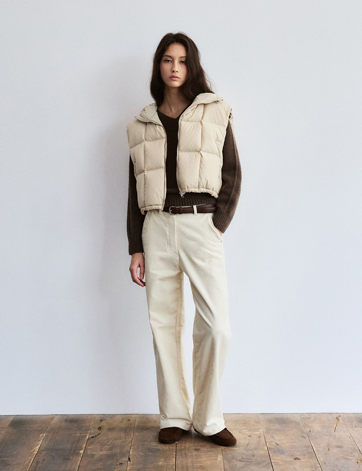 더엘로(THEELO) Square Quilting Down Vest (Beige)