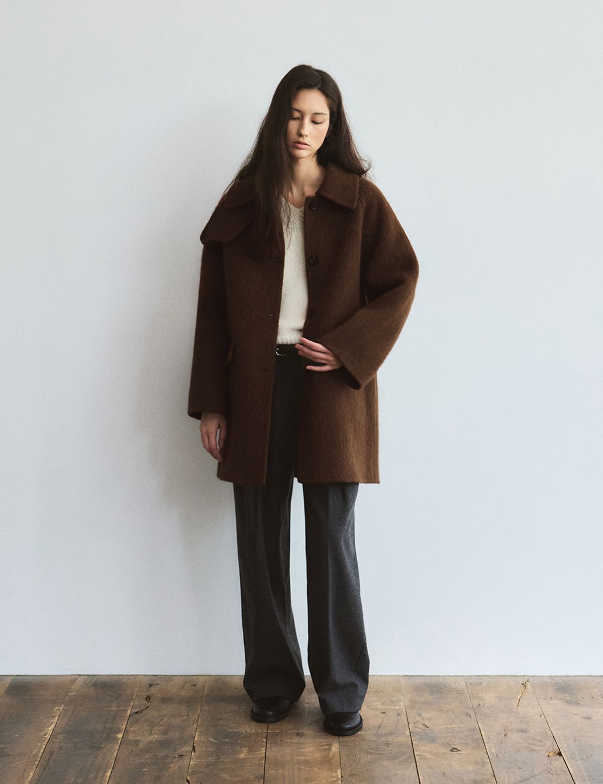 더엘로(THEELO) Shaggy Handmade Coat (Brown)