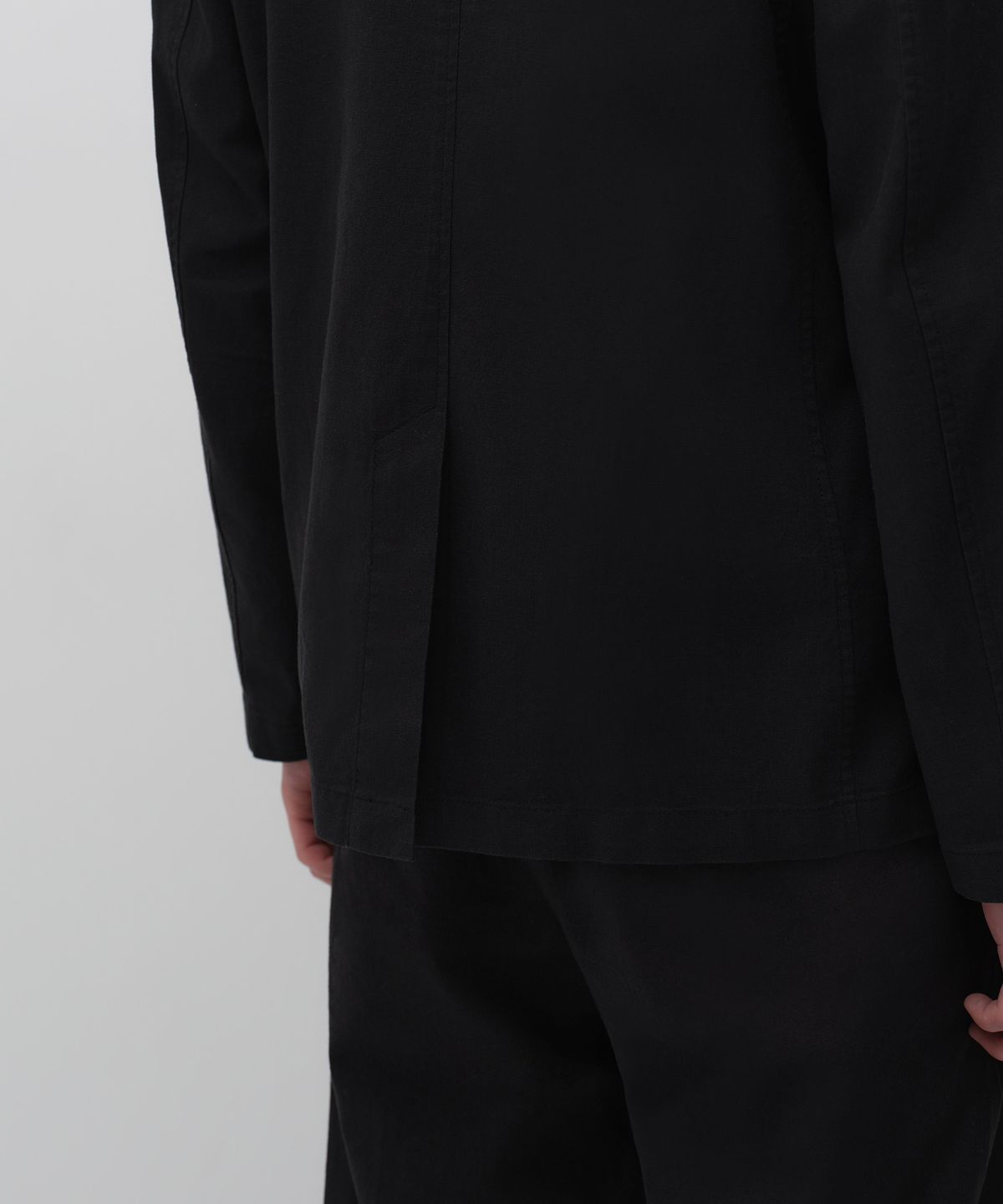 무신사 스탠다드(MUSINSA STANDARD) [시티 워커스] 린넨 블렌드 블레이저 [블랙]