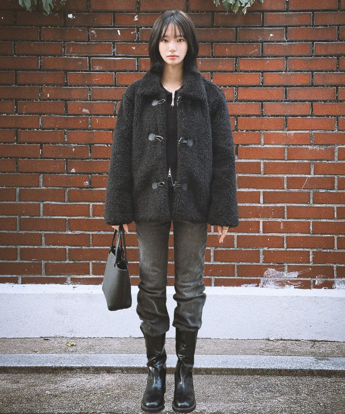 MUSINSA公式 | DAMISH ダッフルボタンフォックスファージャケット_ブラック