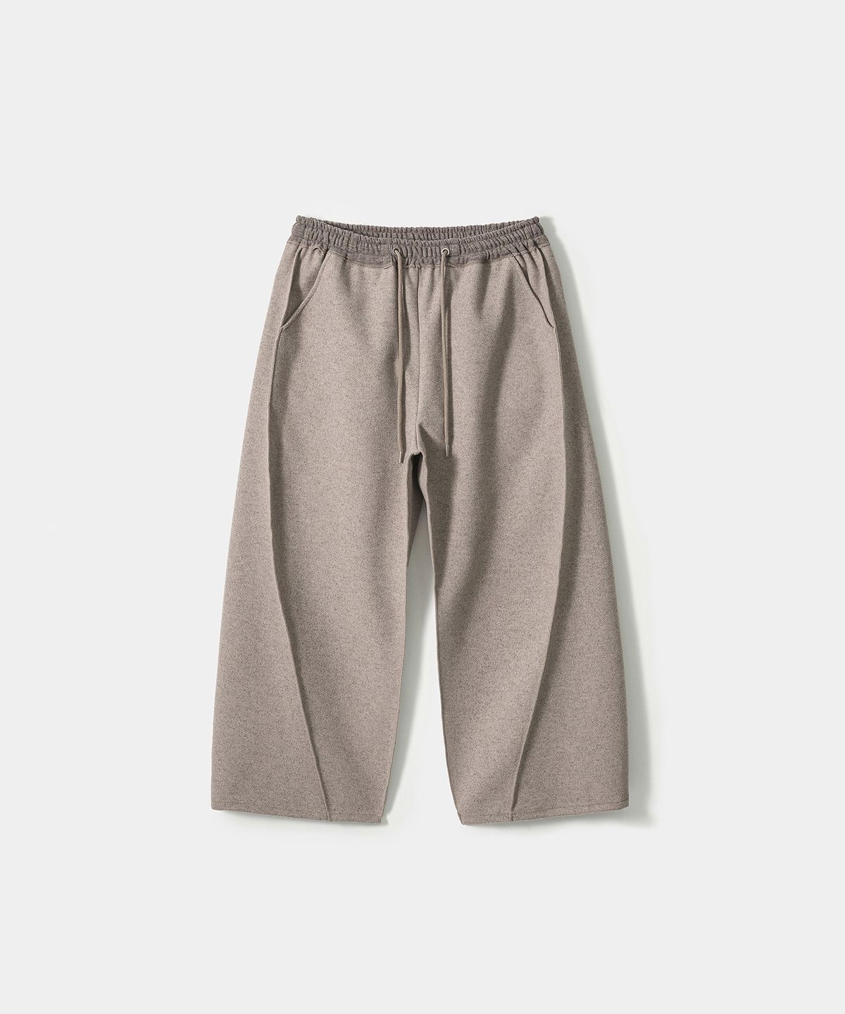 트립르센스(TRIP LE SENS) [F/W]컷 아웃 소프트 커브드 밴딩 팬츠_베이지
