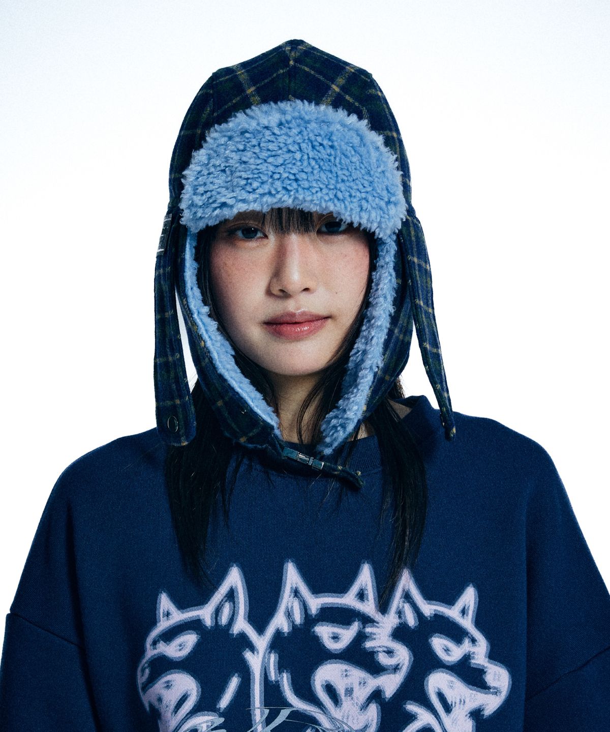 유얼쎄시(YOUR SASSY) Fuzzy Bunny Check Trapper Hat (BLUE)