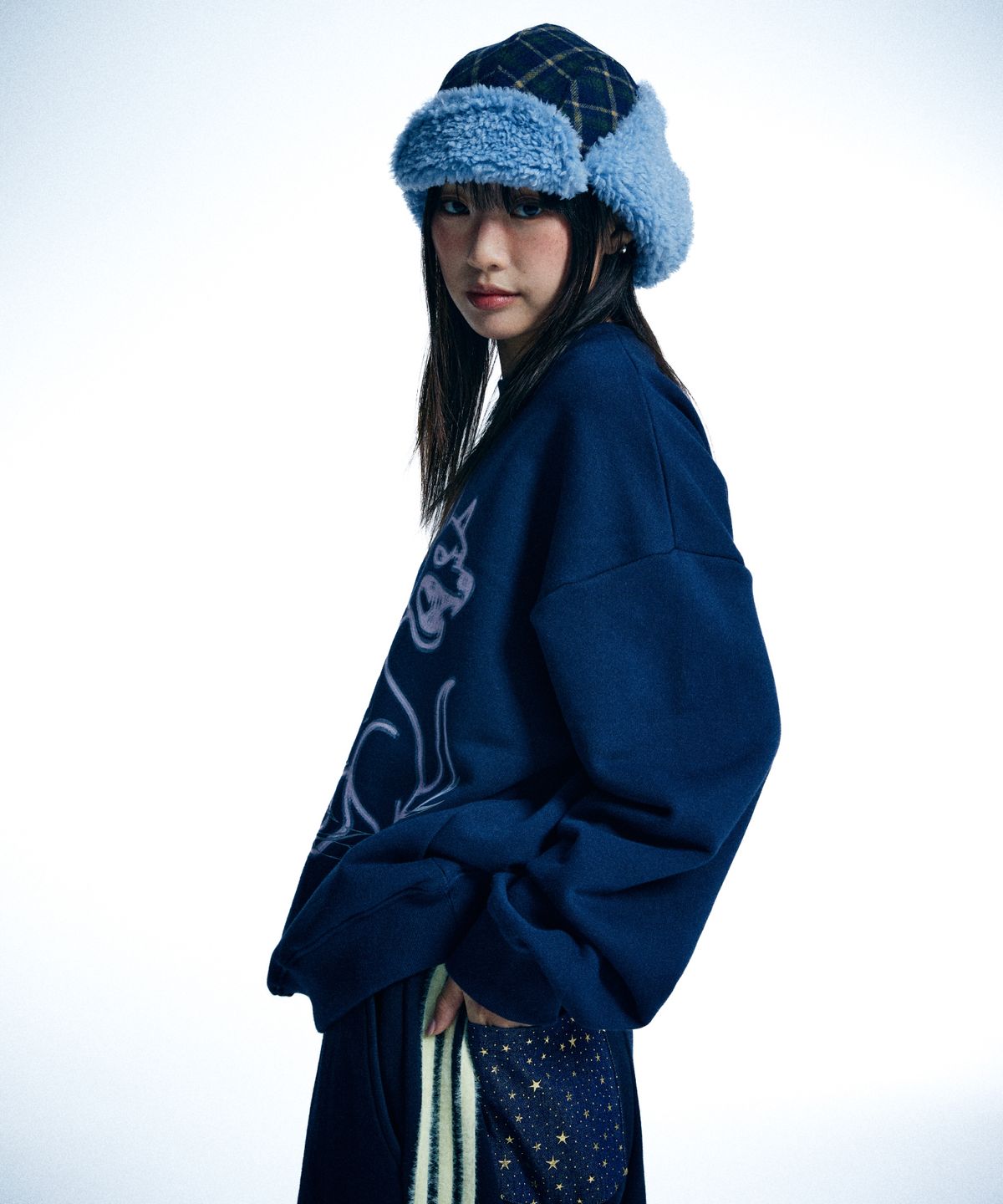 유얼쎄시(YOUR SASSY) Fuzzy Bunny Check Trapper Hat (BLUE)