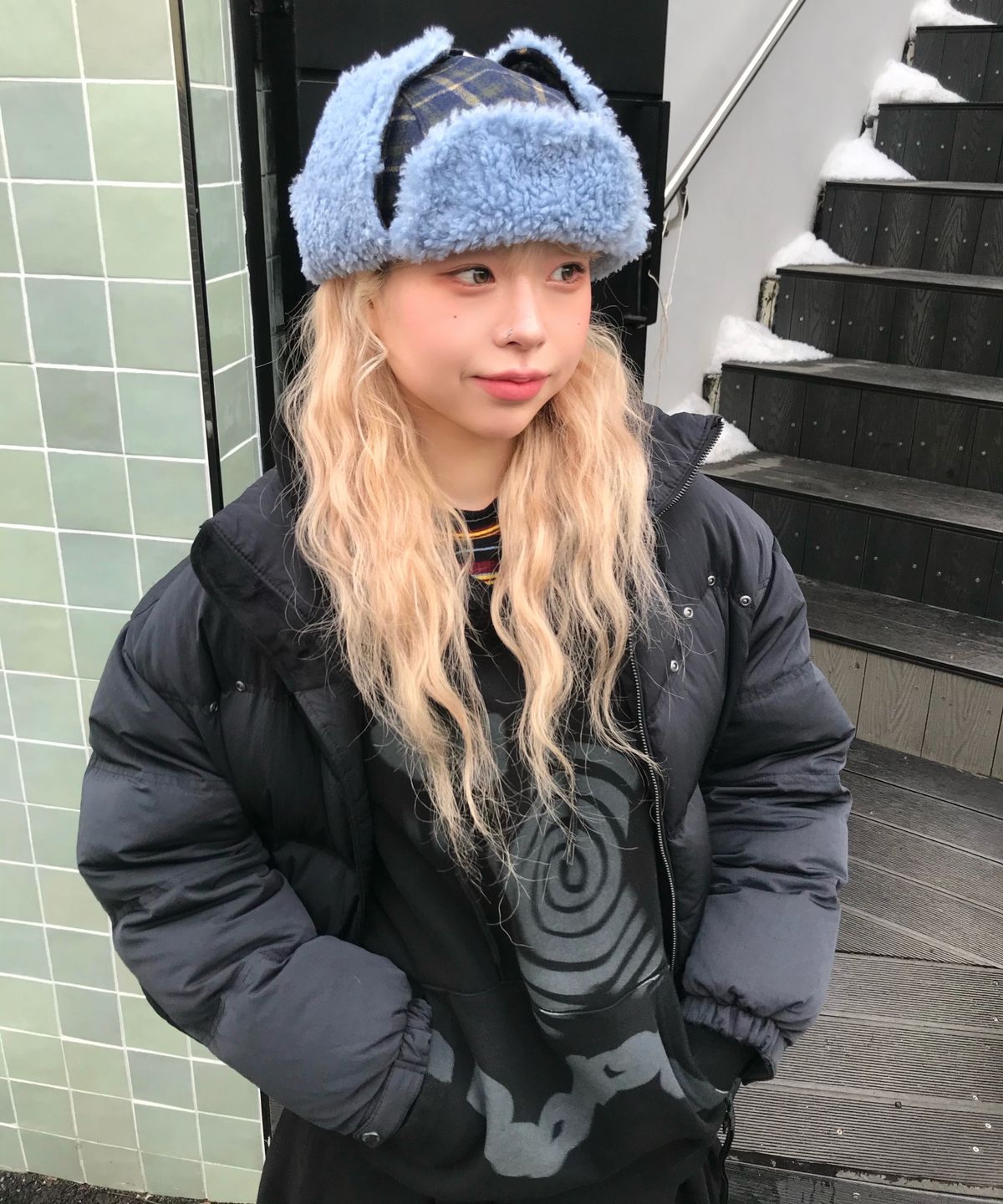 유얼쎄시(YOUR SASSY) Fuzzy Bunny Check Trapper Hat (BLUE)
