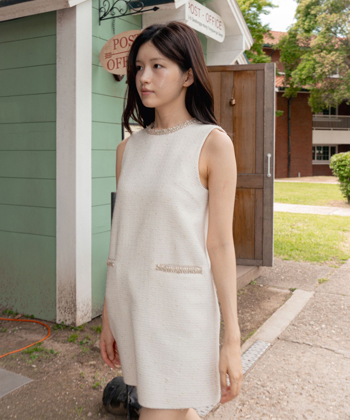 라피네아뜰리에(RAFFINE ATELIER) 클래식 트위드 원피스 아이보리