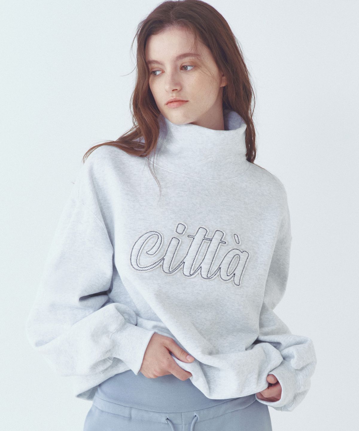 씨타(CITTA) Citta Logo Patch Work High-neck Sweat Shirt_CTT399(White Melange)