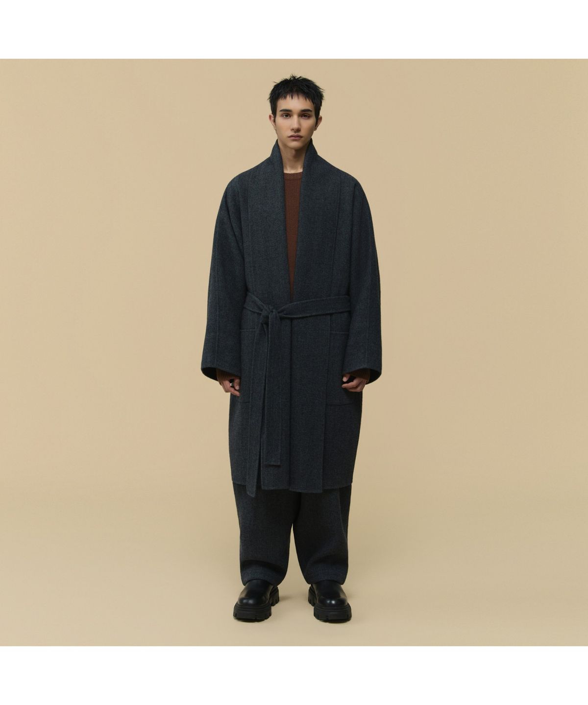 커스텀멜로우(CUSTOMELLOW) [HED MAYNER] Grey Back Slit Robe Coat CWCAW25993NYD