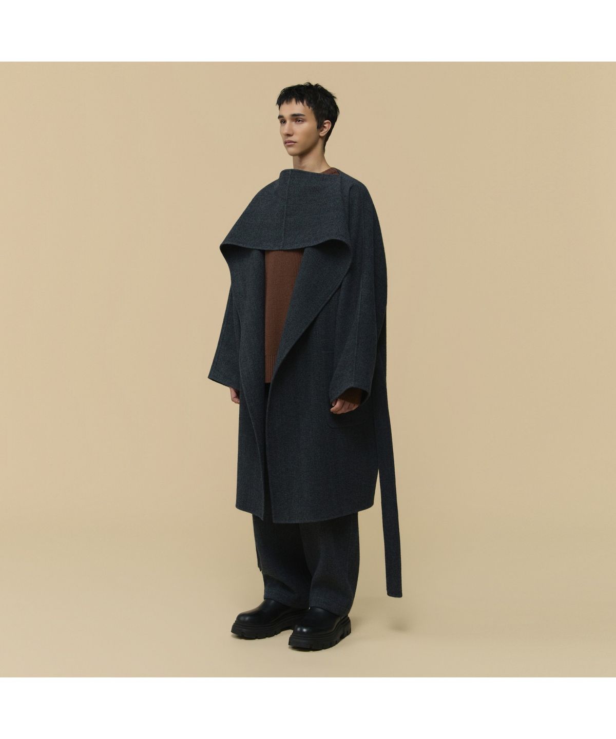 커스텀멜로우(CUSTOMELLOW) [HED MAYNER] Grey Back Slit Robe Coat CWCAW25993NYD