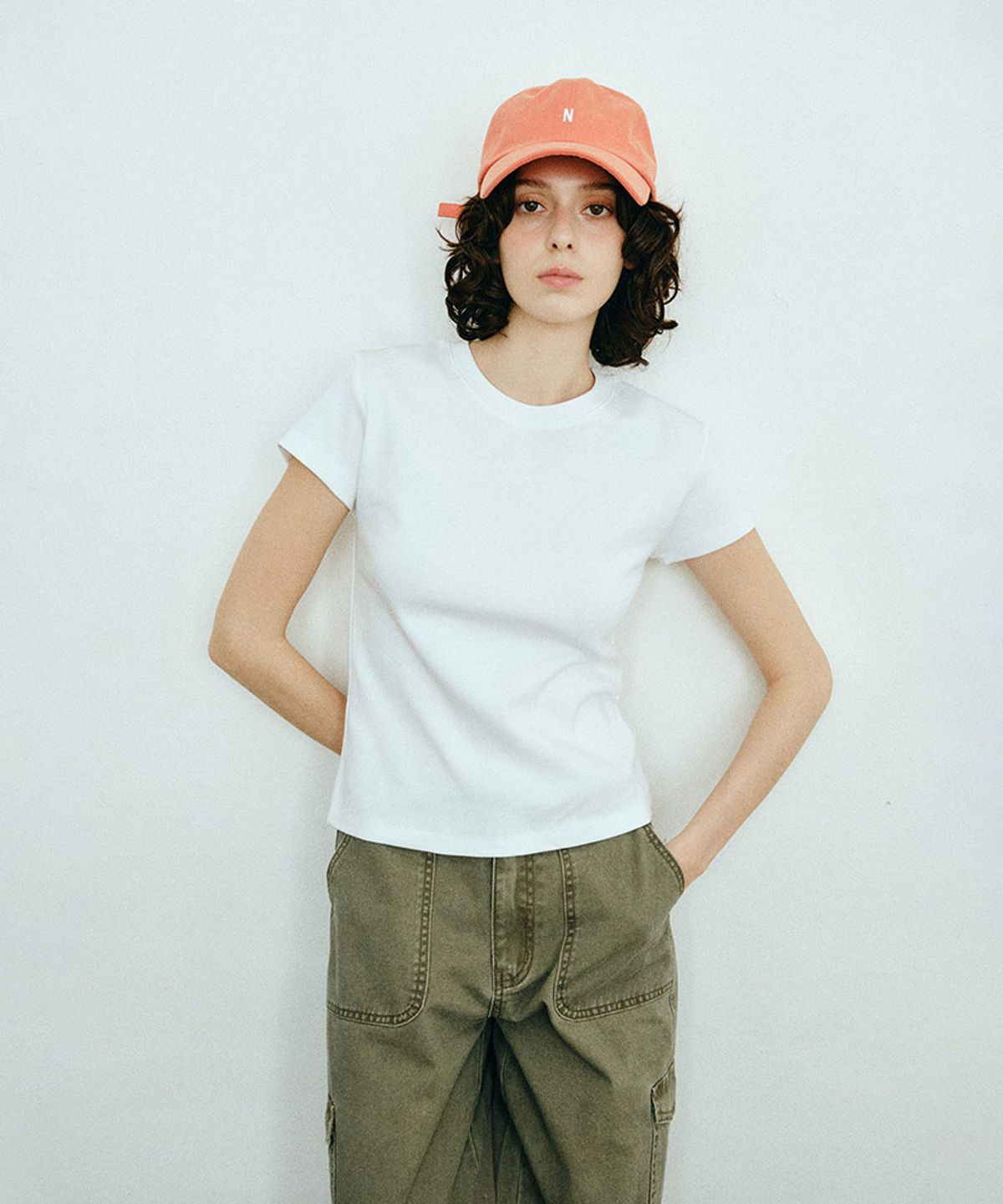 에이에이유(AAU) 247 티셔츠_아이보리