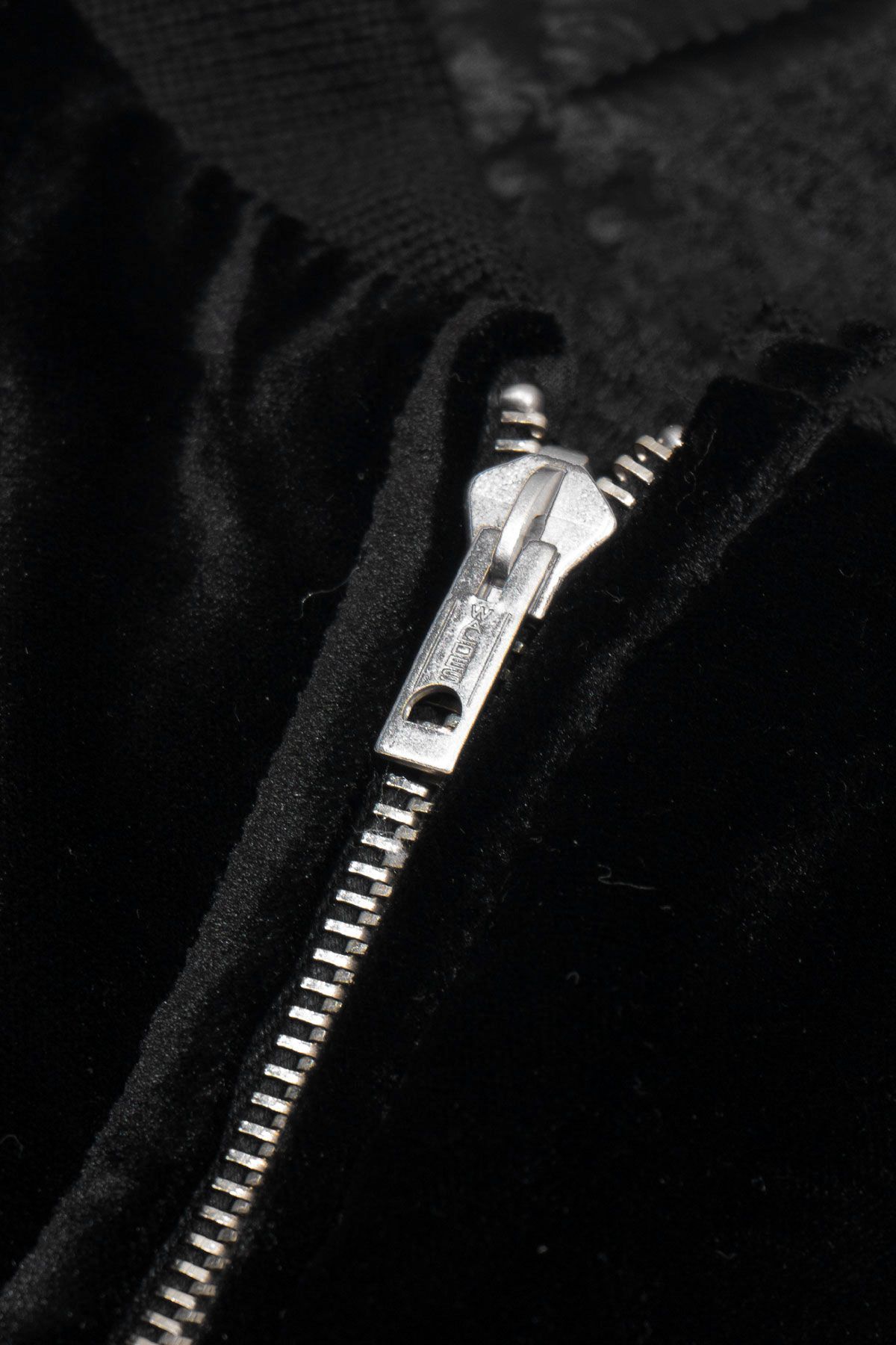 더 긱스(THE GEEKS) Souvenir jacket - Black/Grey