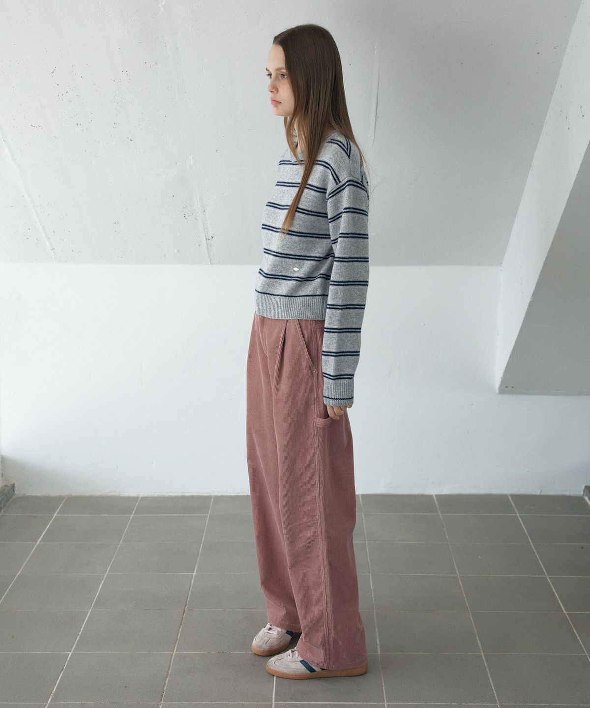 아위(AHWE) CORDUROY WIDE PANTS_PINK