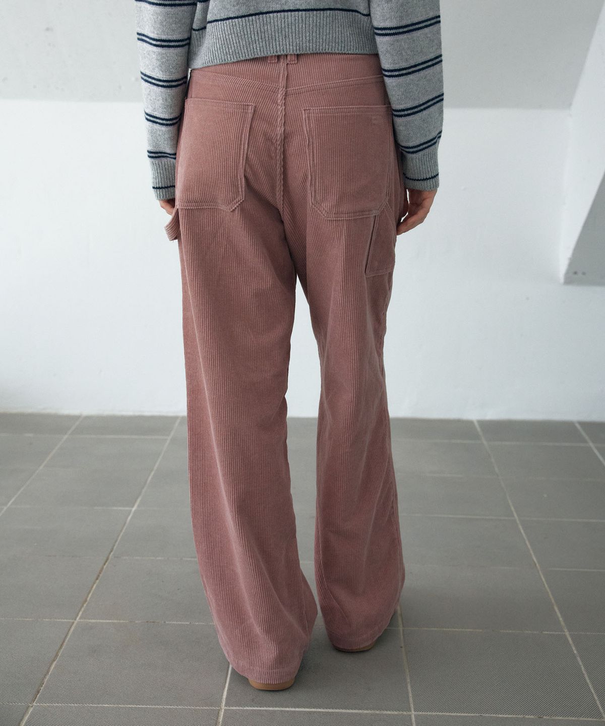 아위(AHWE) CORDUROY WIDE PANTS_PINK