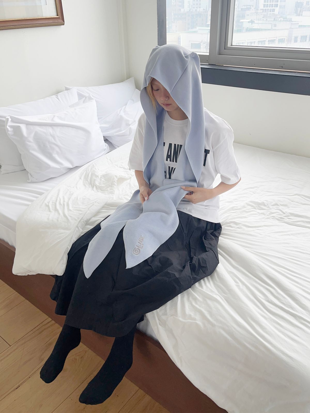 에프터누드(AFTERNUDE) 에프터 퍼 후드 머플러 (소라)