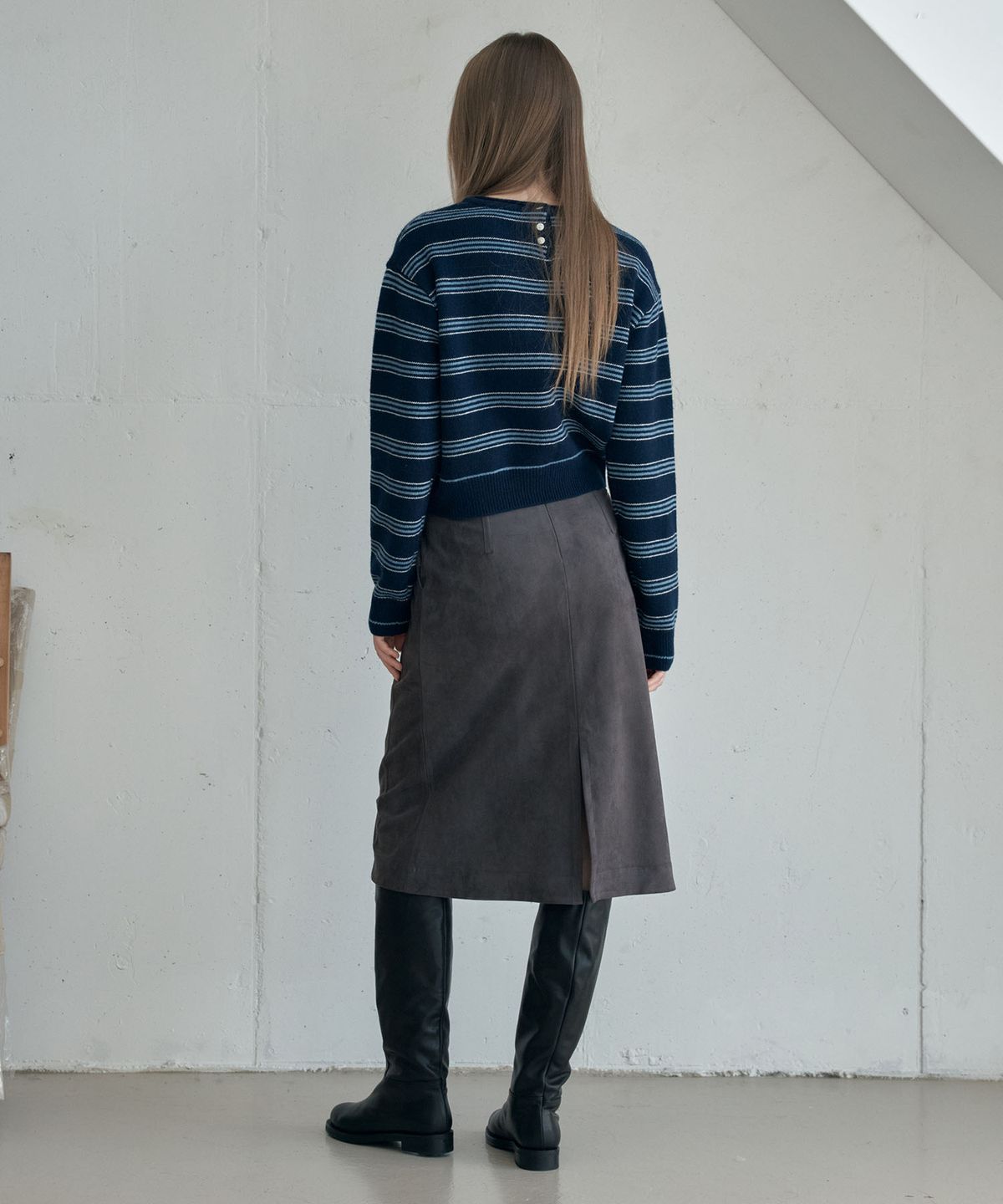 아위(AHWE) MULTI STRIPE KNIT_NAVY
