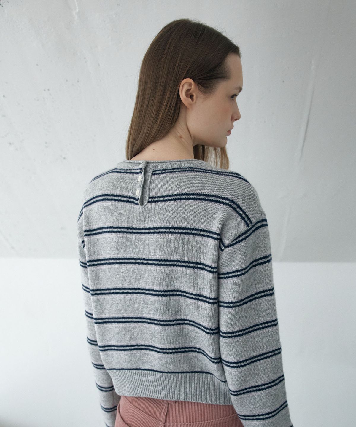 아위(AHWE) MULTI STRIPE KNIT_GREY