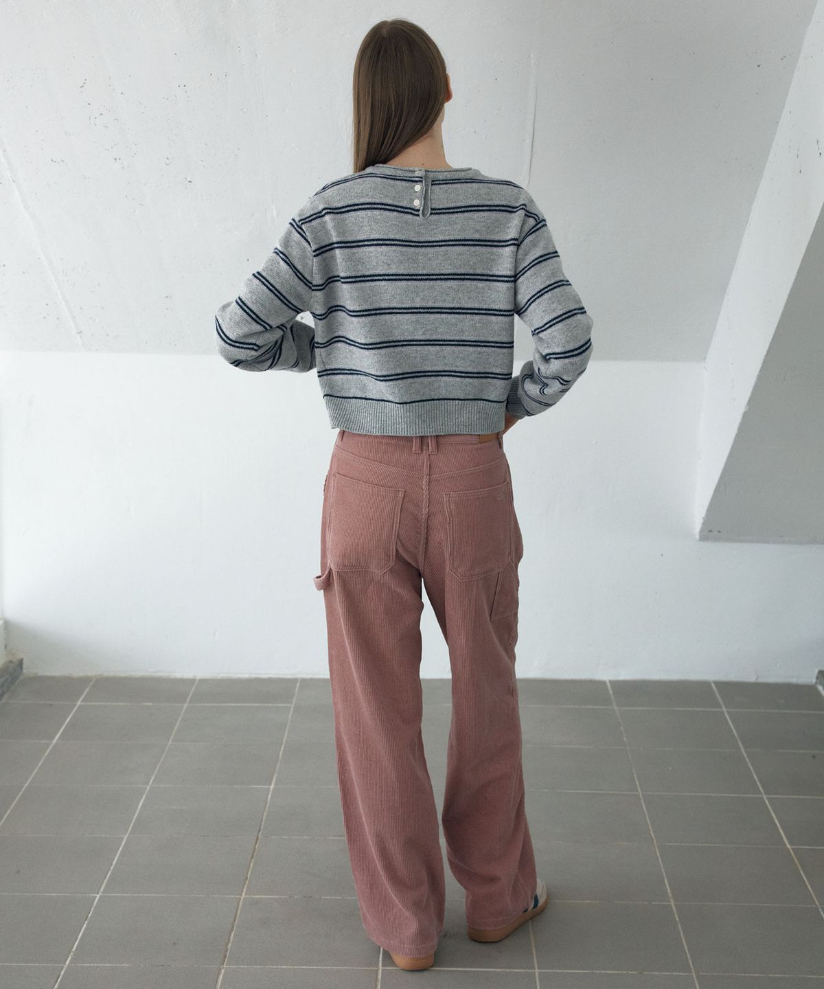 아위(AHWE) MULTI STRIPE KNIT_GREY