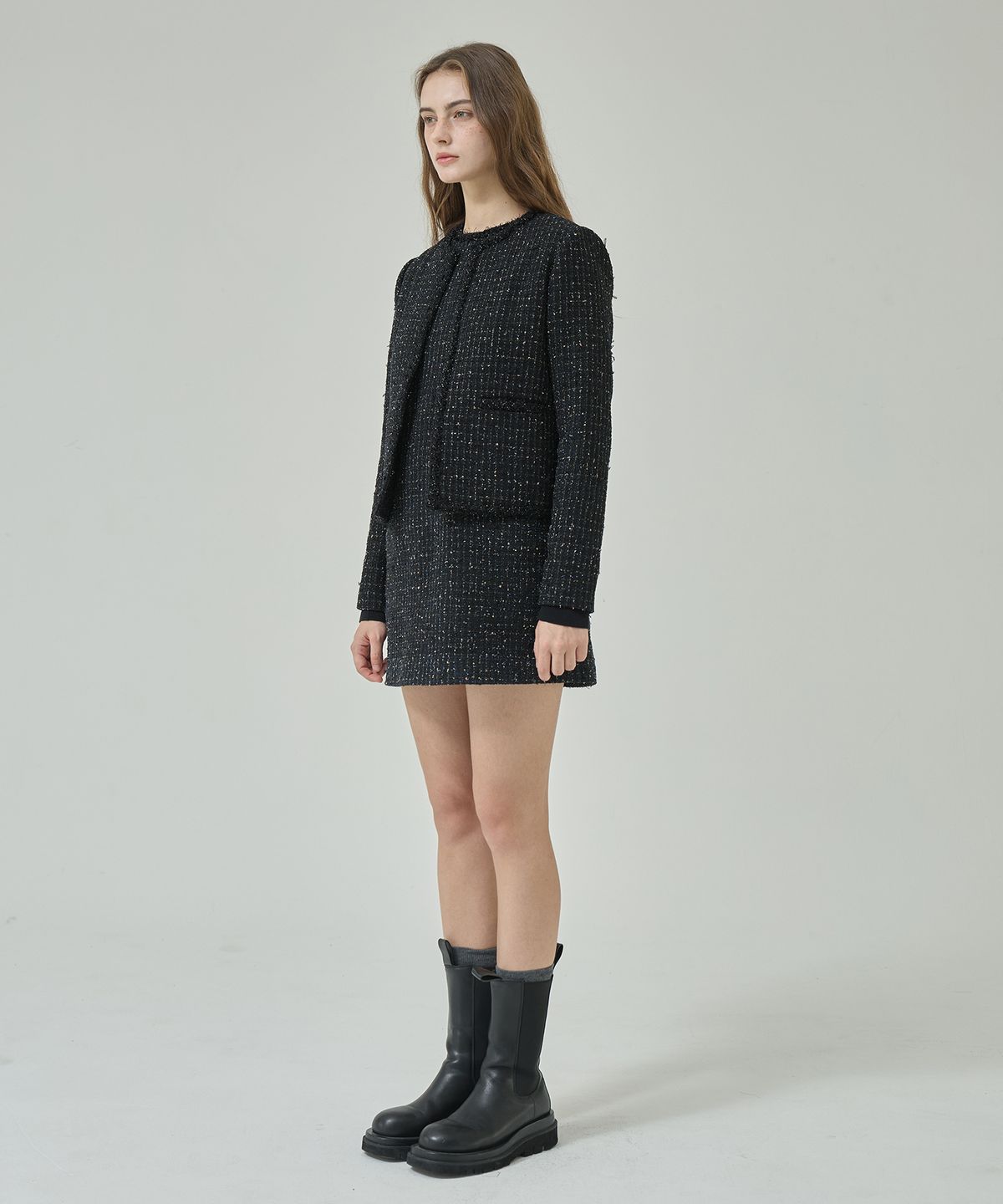 라피네아뜰리에(RAFFINE ATELIER) 클래식 트위드 자켓 블랙