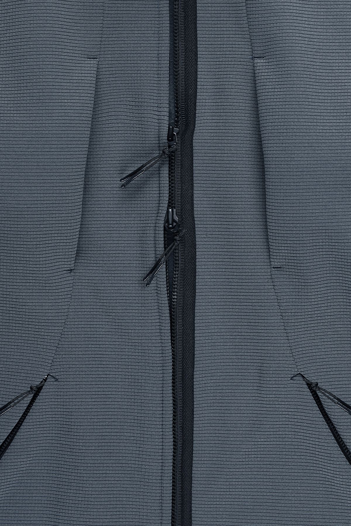 폼리쉬(FORMLICH) REGULATOR GRID TRACK TOP / SLATE GREY