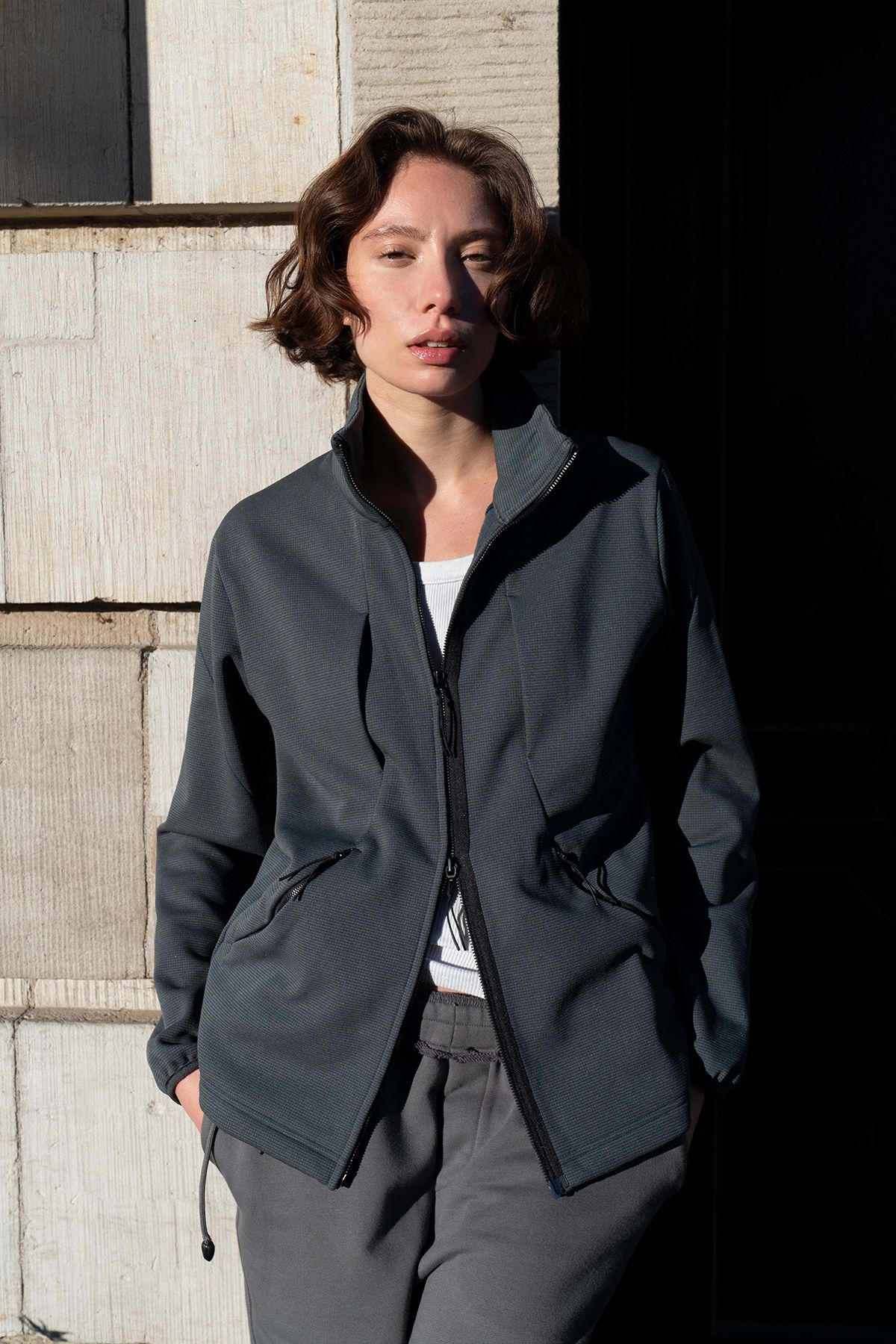 폼리쉬(FORMLICH) REGULATOR GRID TRACK TOP / SLATE GREY