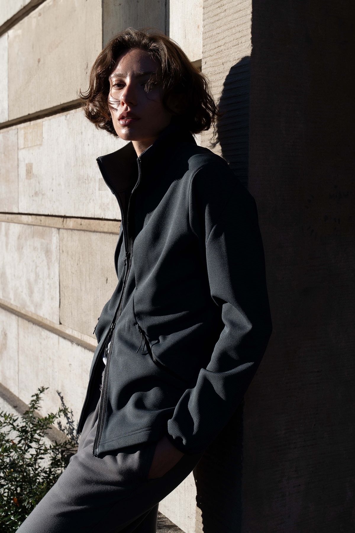 폼리쉬(FORMLICH) REGULATOR GRID TRACK TOP / BLACK