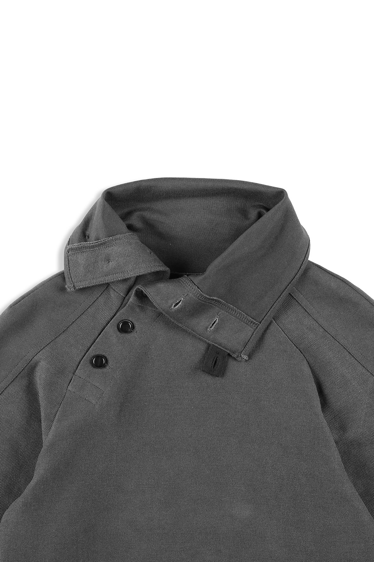 폼리쉬(FORMLICH) BUTTON HIGH NECK SWEATER / GREY