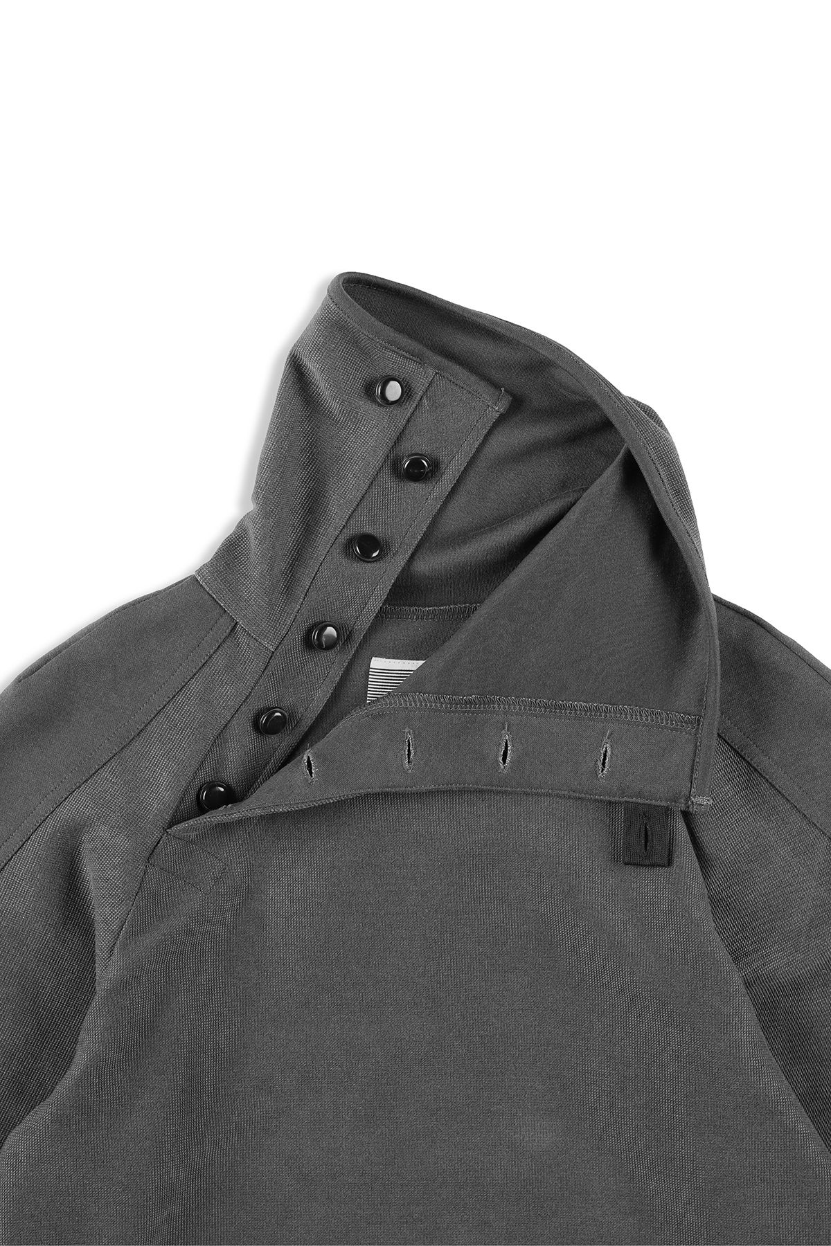 폼리쉬(FORMLICH) BUTTON HIGH NECK SWEATER / GREY